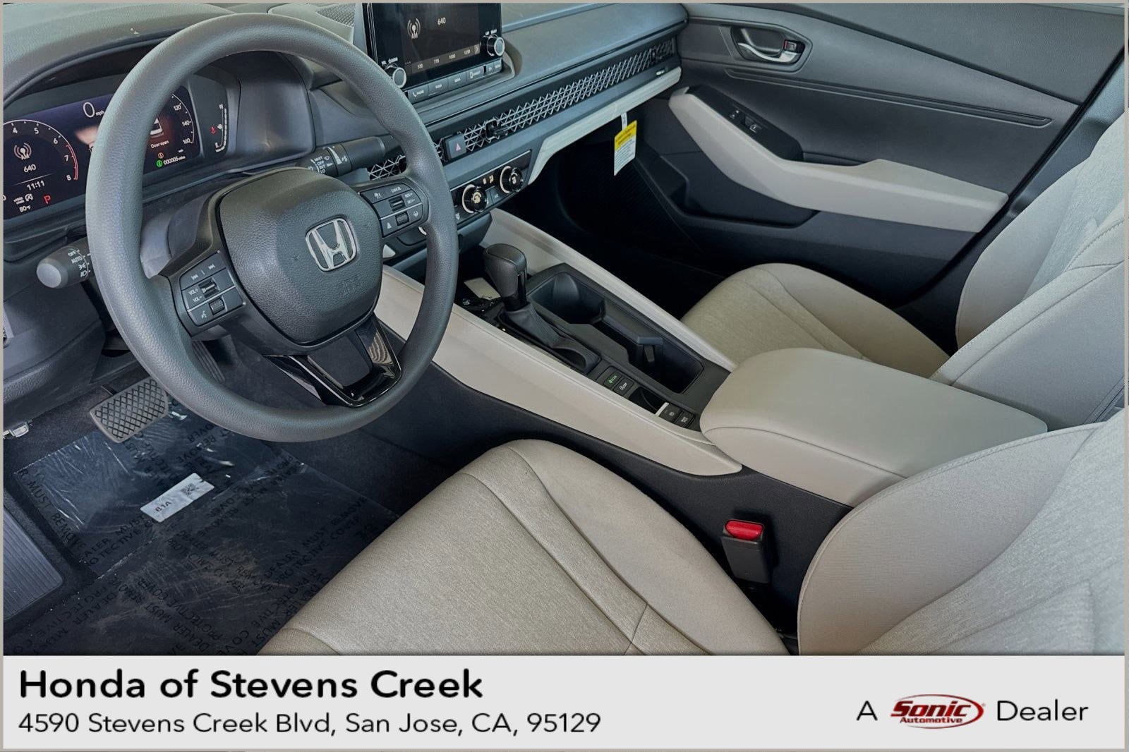 2025 Honda Accord LX's photo