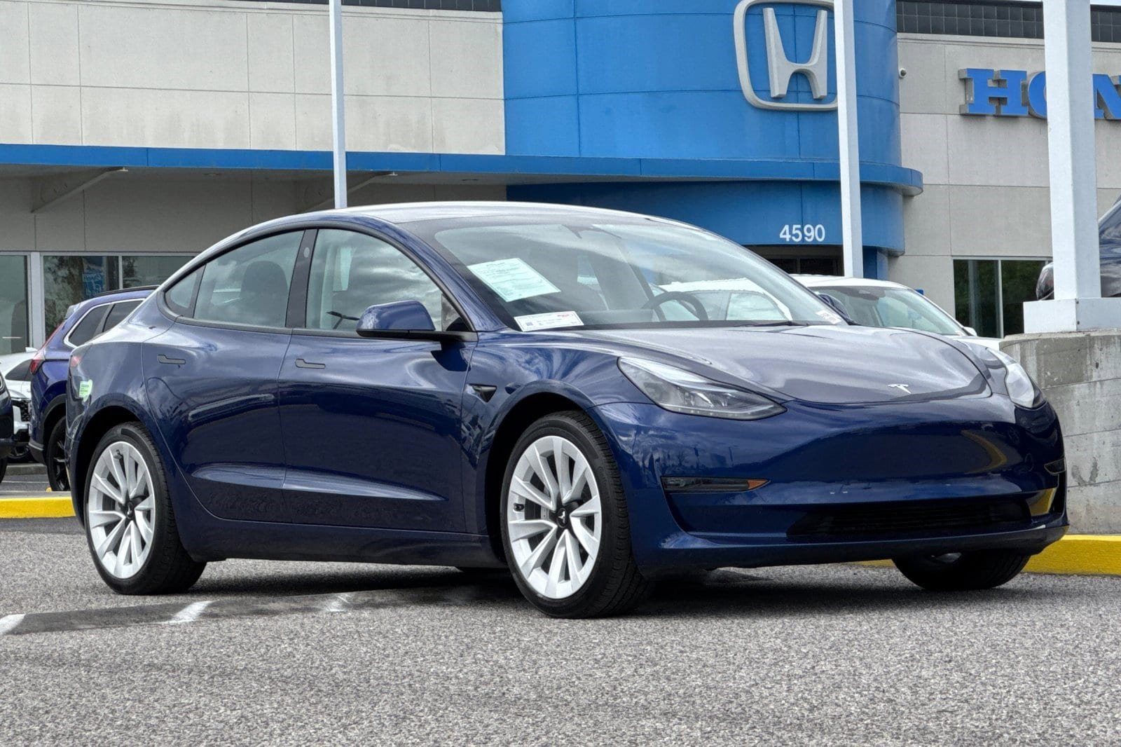 2023 Tesla Model 3 Base photo 5