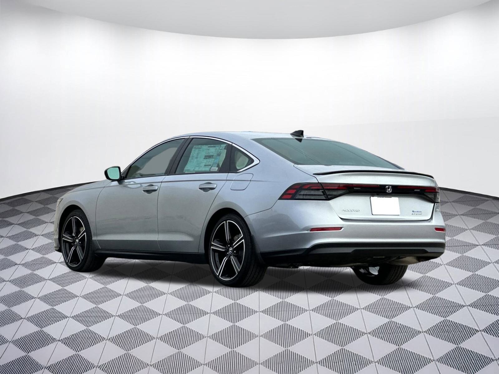 2025 Honda Accord Hybrid Sport photo 3