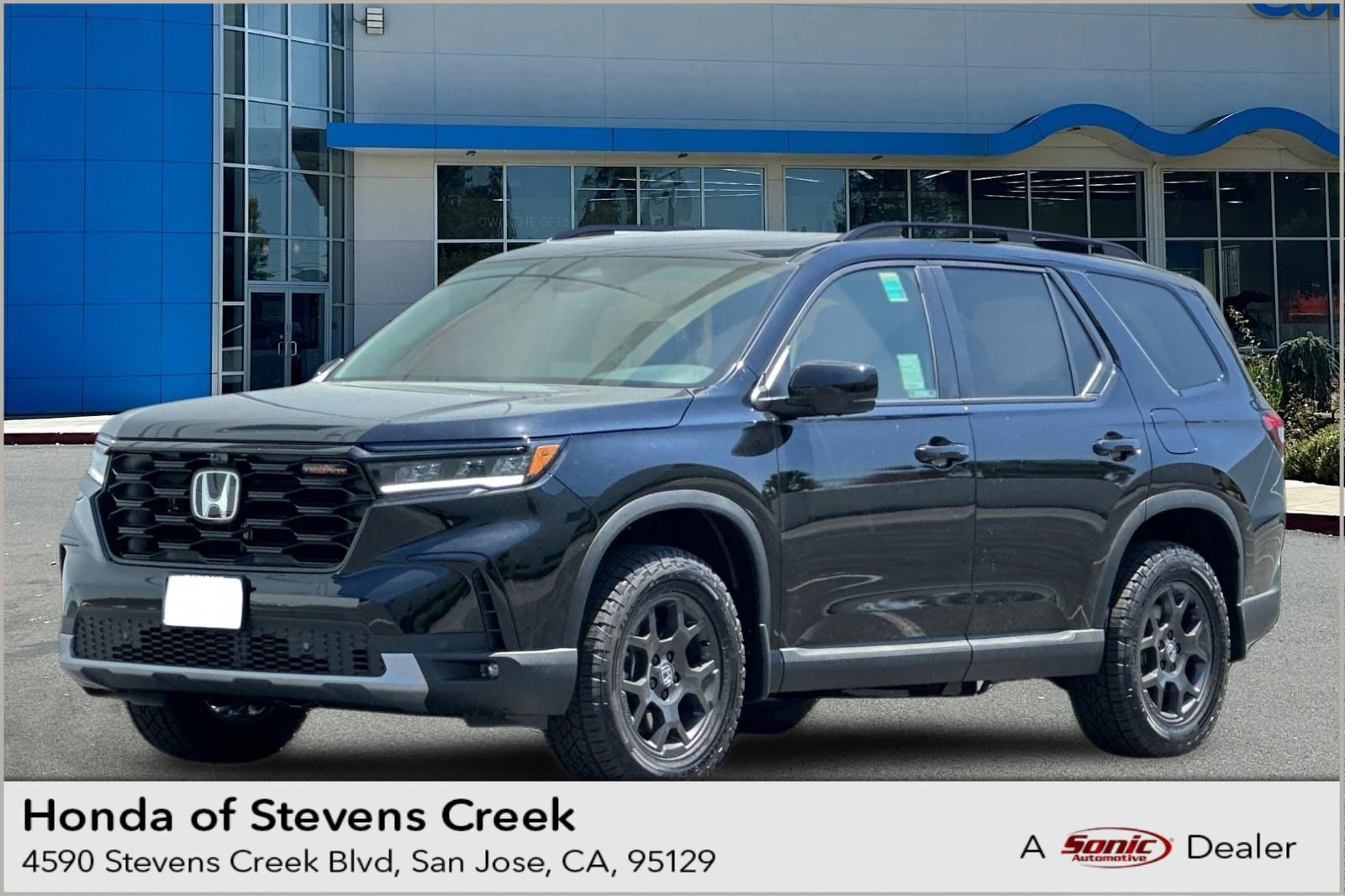 2025 Honda Pilot TrailSport's photo