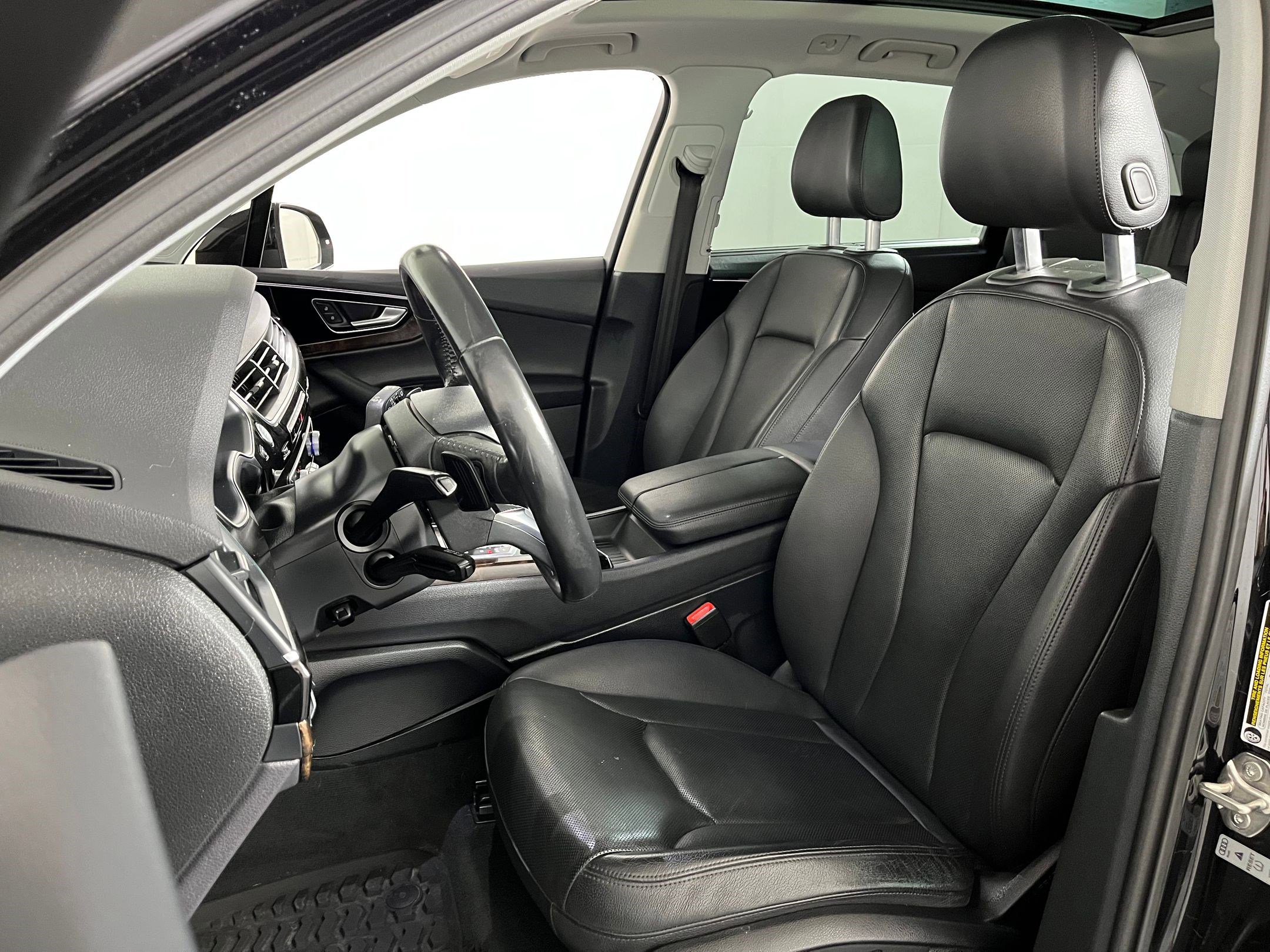 2017 Audi Q7 Prestige photo 4