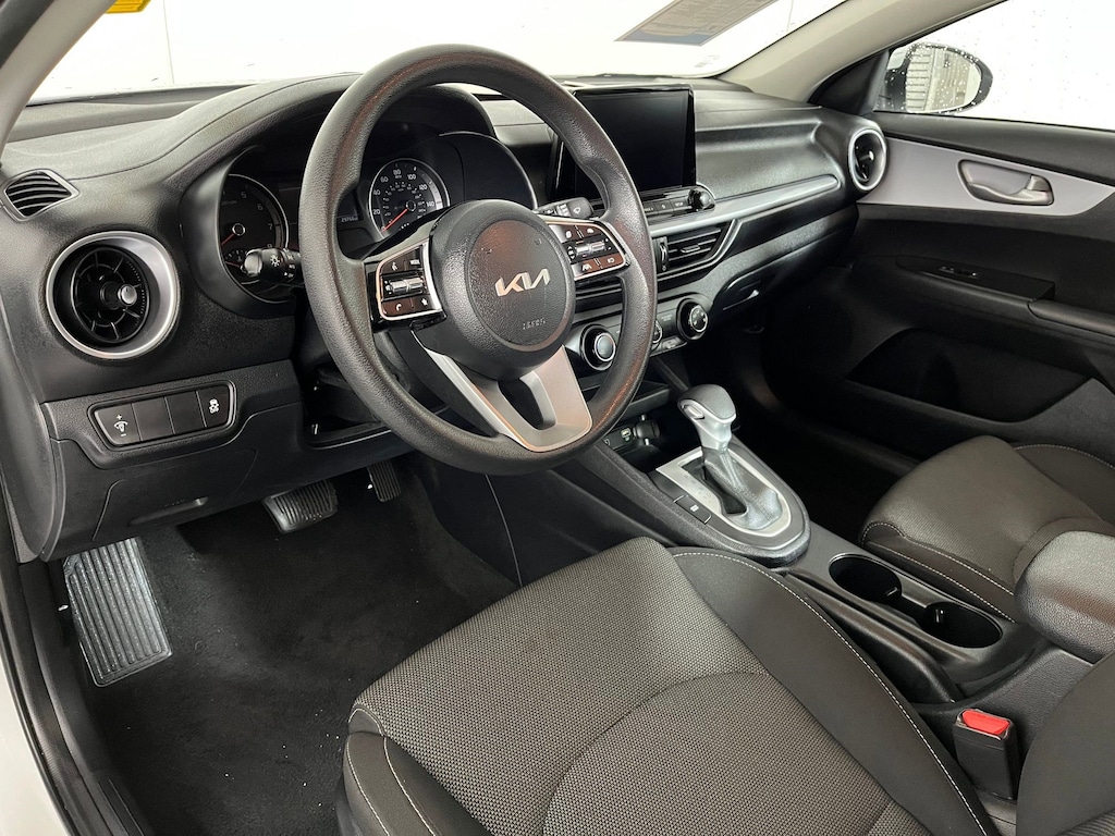 Used 2024 Kia Forte LXS Sedan