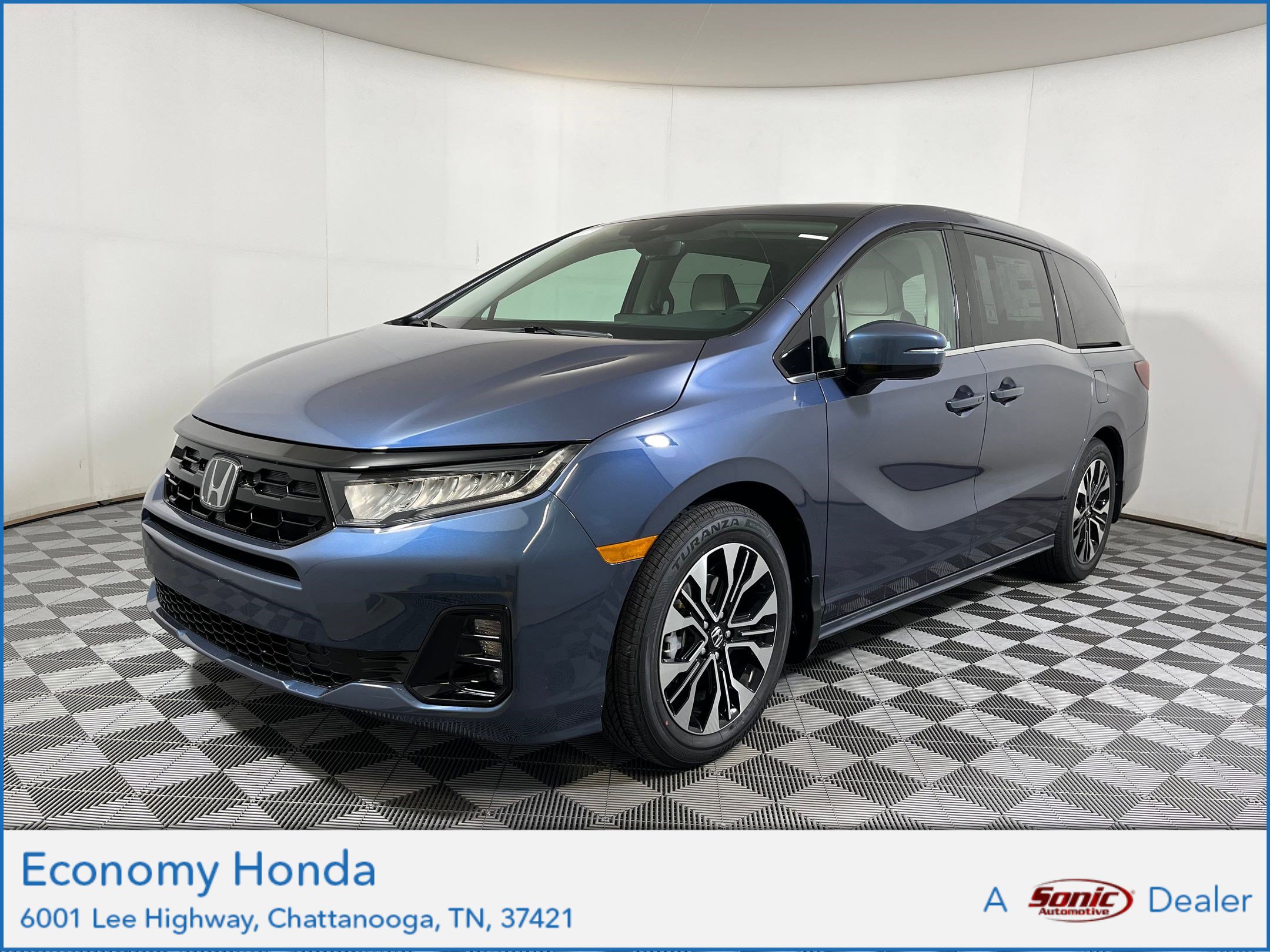 2026 Honda Odyssey Elite's photo