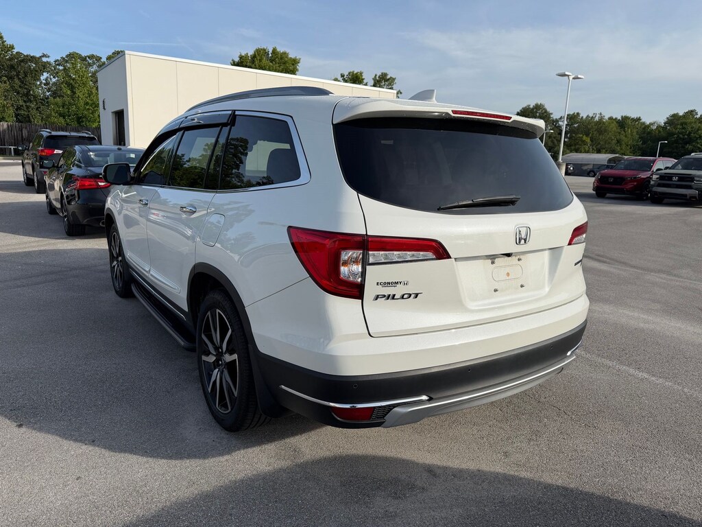 Used 2022 Honda Pilot Touring 7-Passenger SUV
