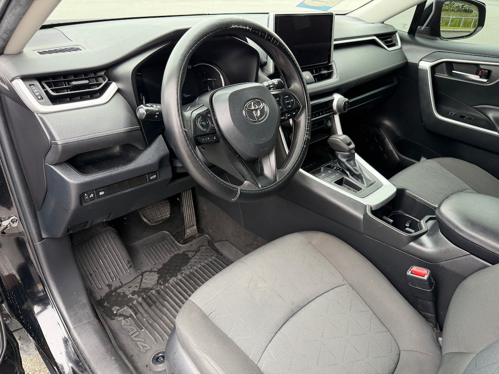 Used 2023 Toyota RAV4 XLE SUV