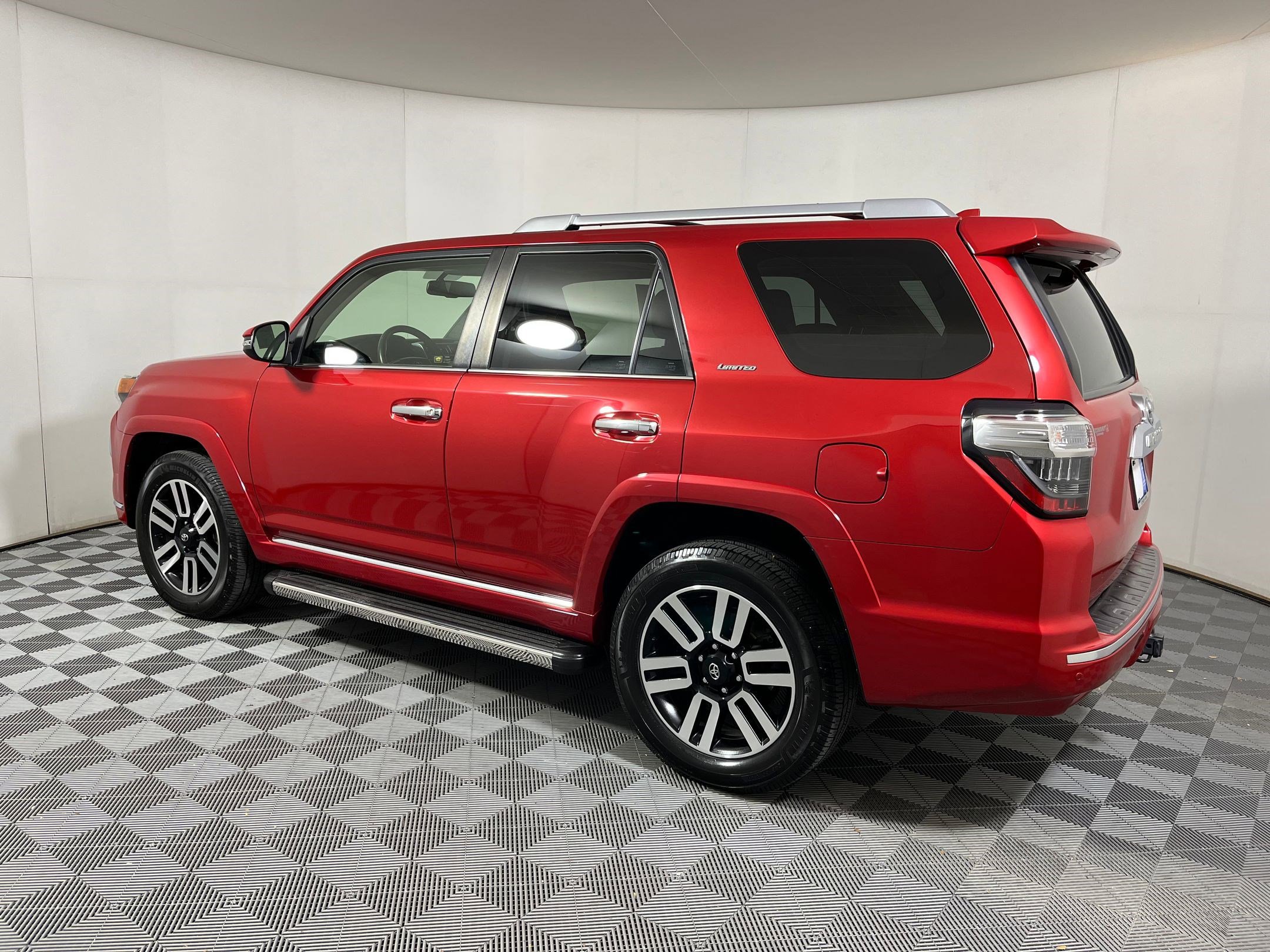 Image of 2018 Toyota 4Runner Limited SUV