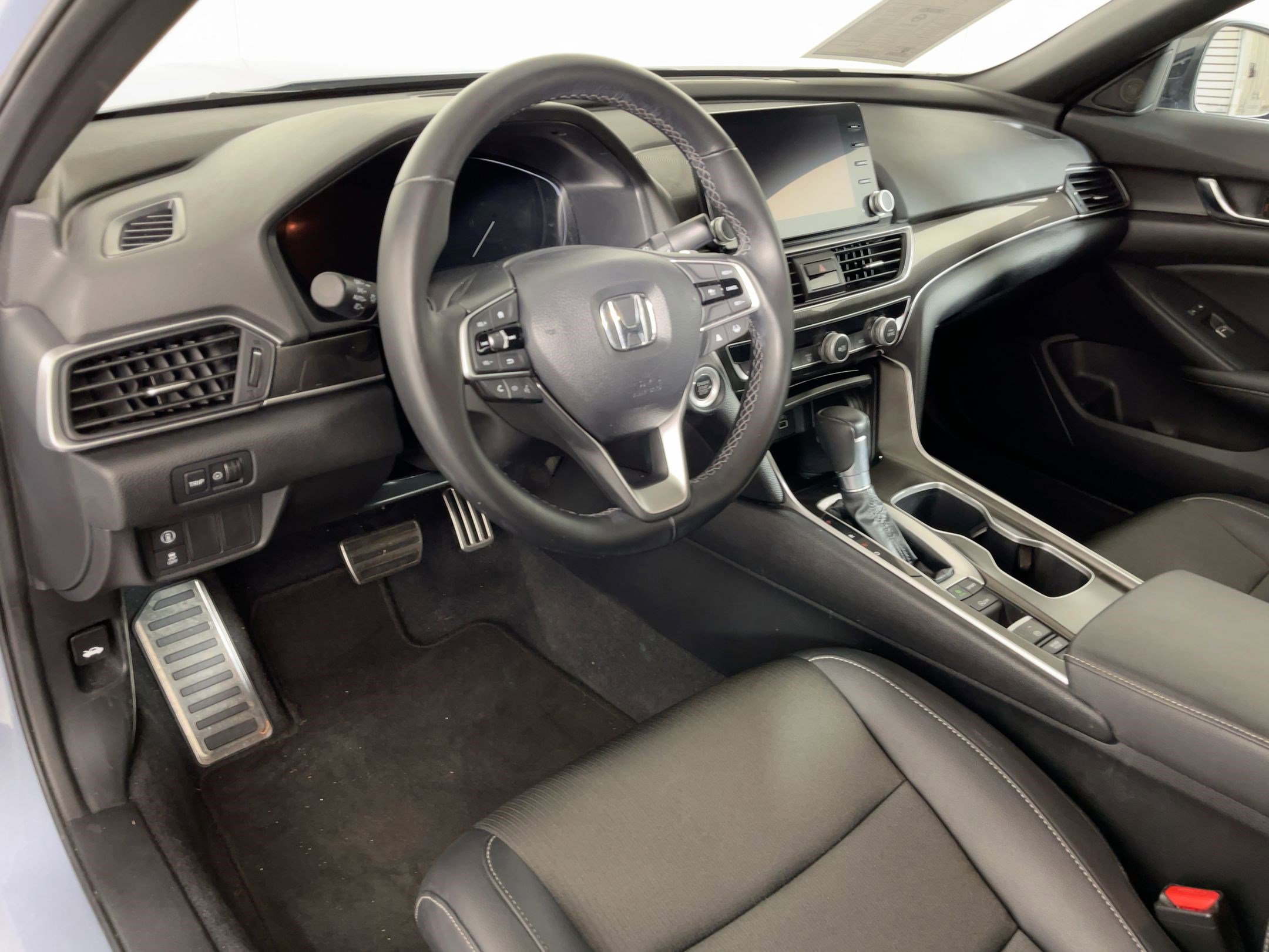 2022 Honda Accord Sport photo 3
