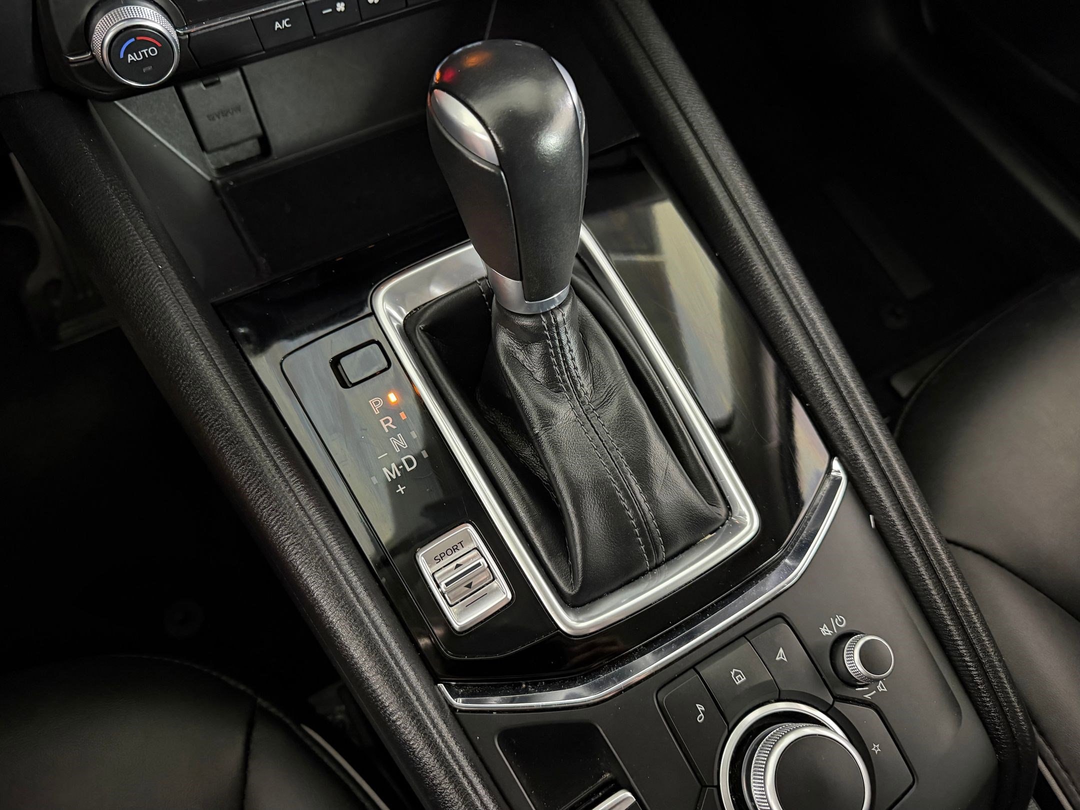 2025 Mazda CX-5 S Select Package - Photo 15