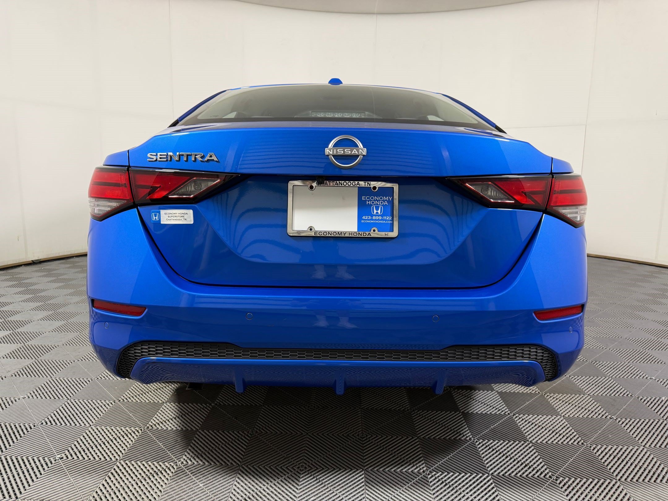 2025 Nissan Sentra SV - Photo 9