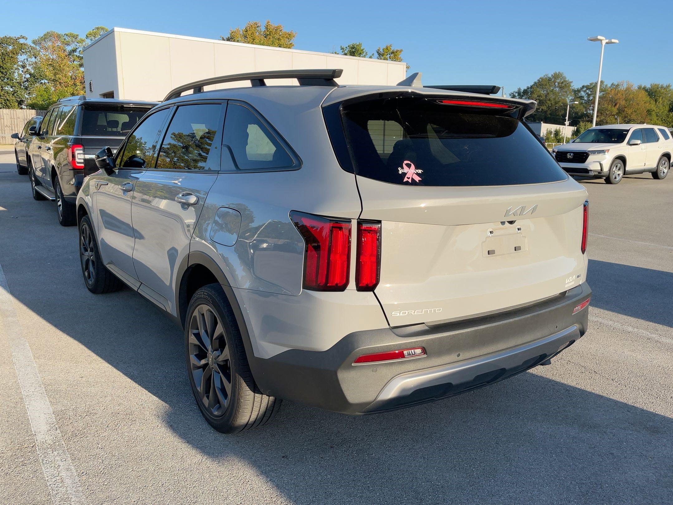 2023 Kia Sorento X-Line SX Prestige photo 2