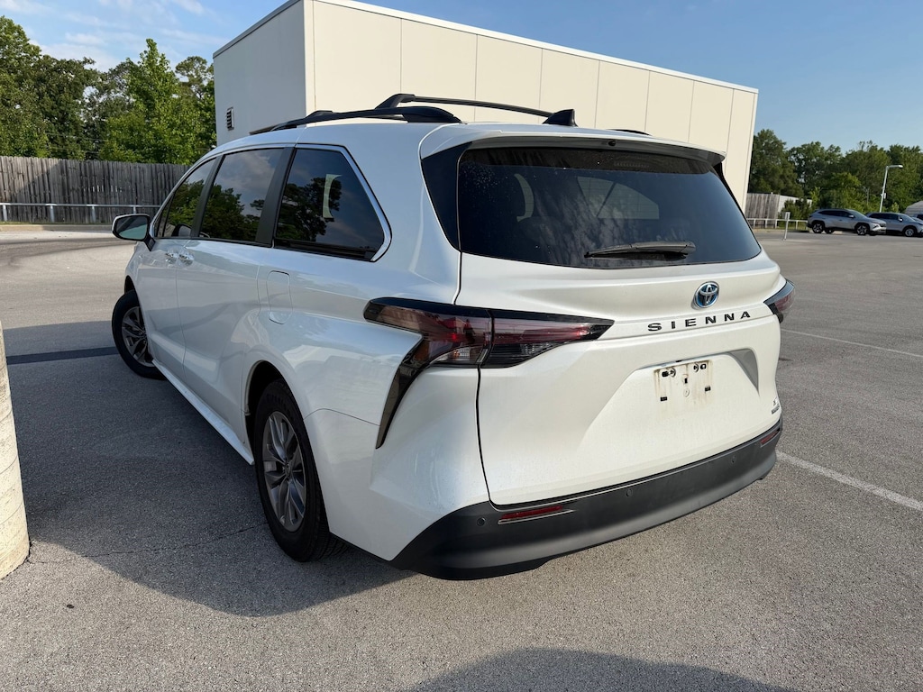 Used 2023 Toyota Sienna XLE Van Passenger Van