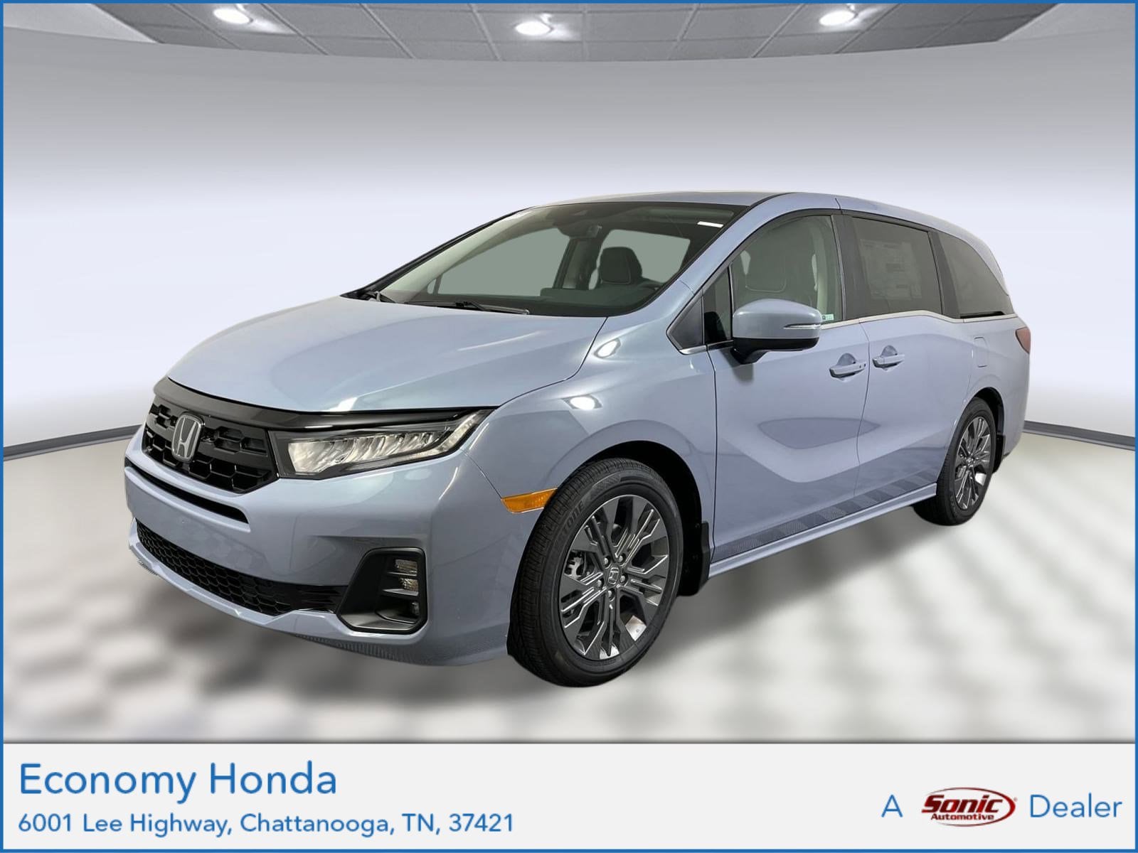 2026 Honda Odyssey Touring's photo