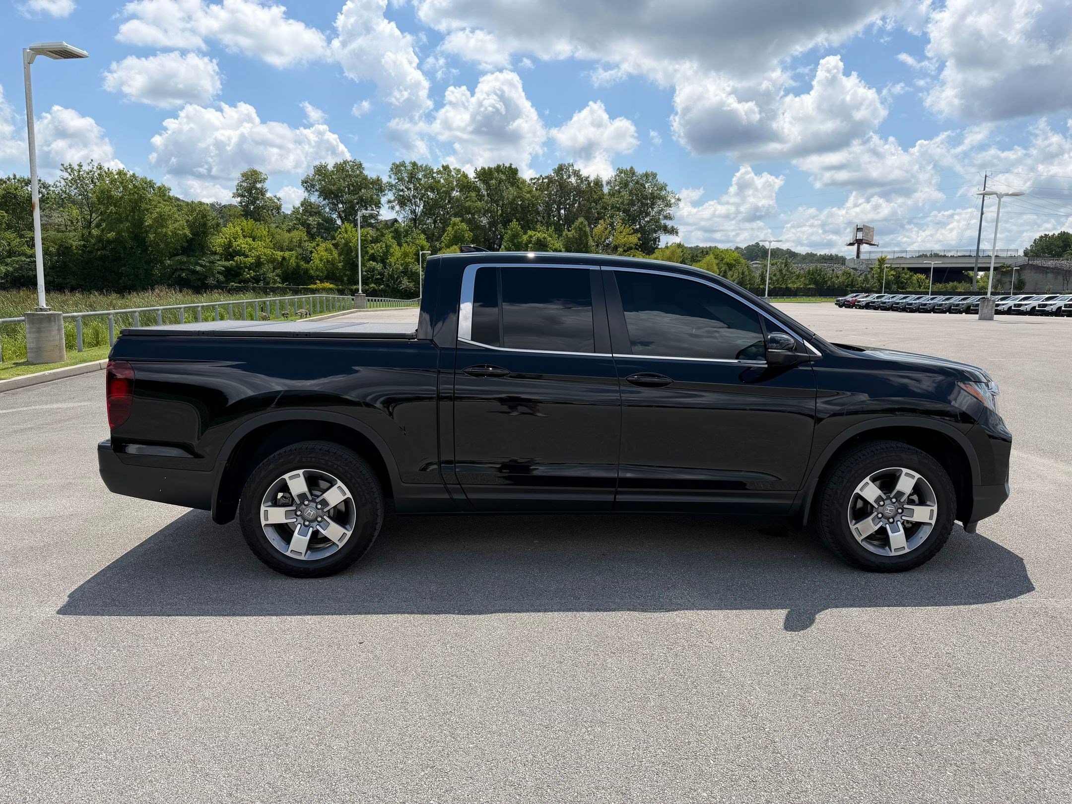 2025 Honda Ridgeline RTL - Photo 8