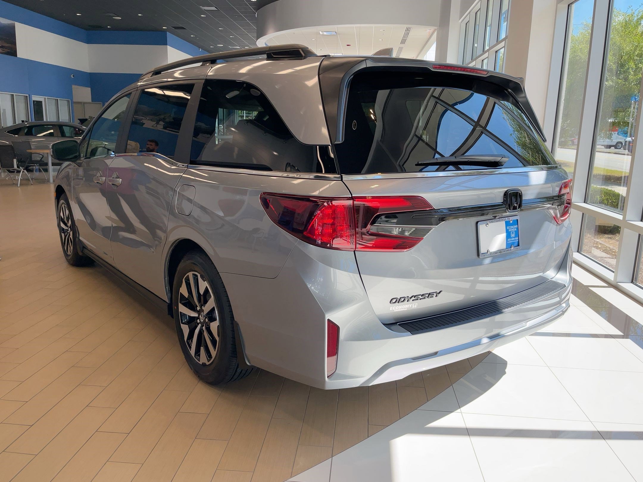2026 Honda Odyssey EX-L photo 3