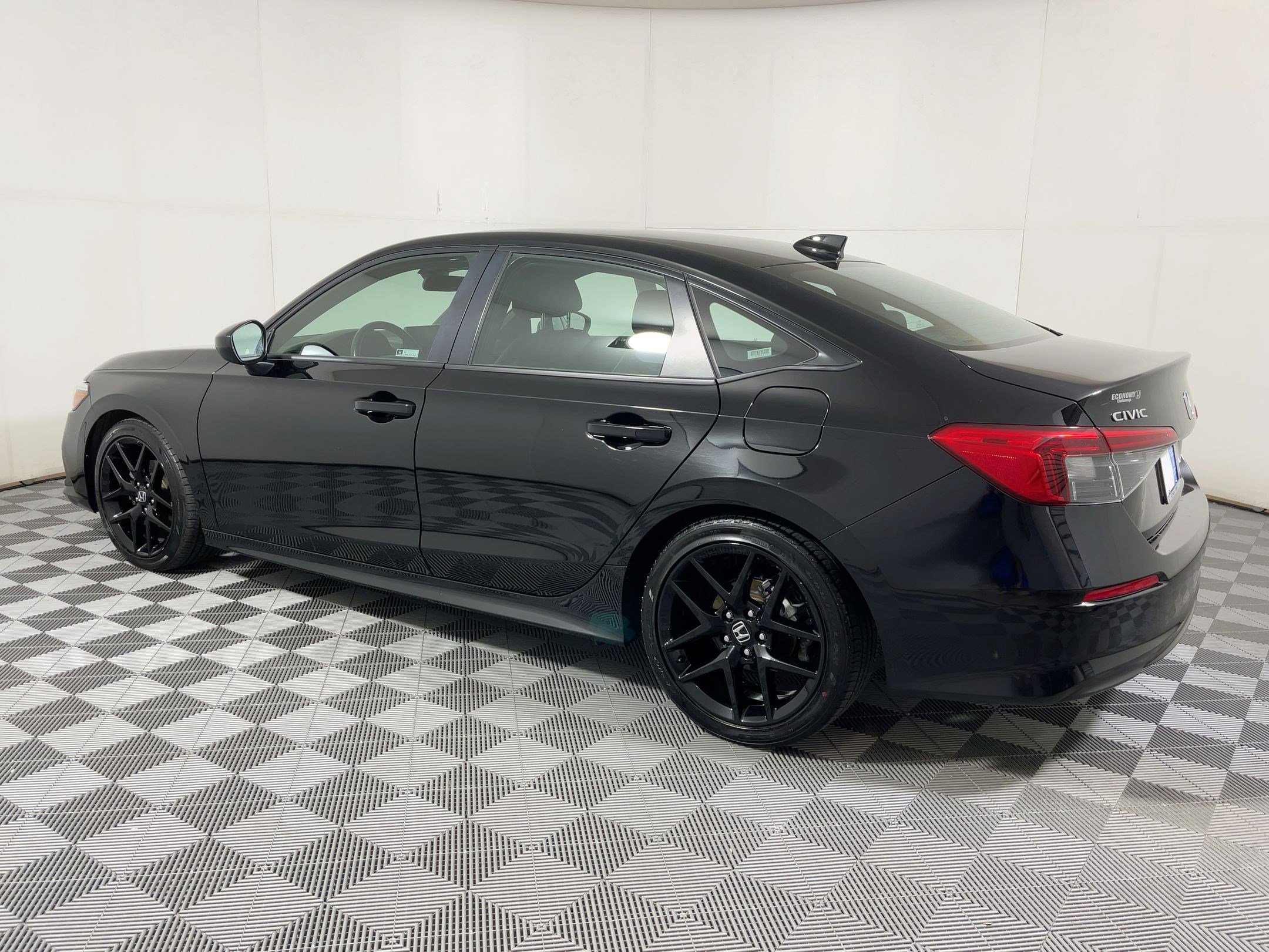 2024 Honda Civic Sport photo 2