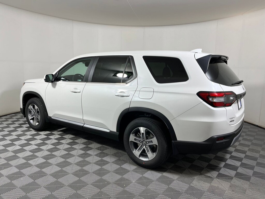 New 2025 Honda Pilot EX-L SUV