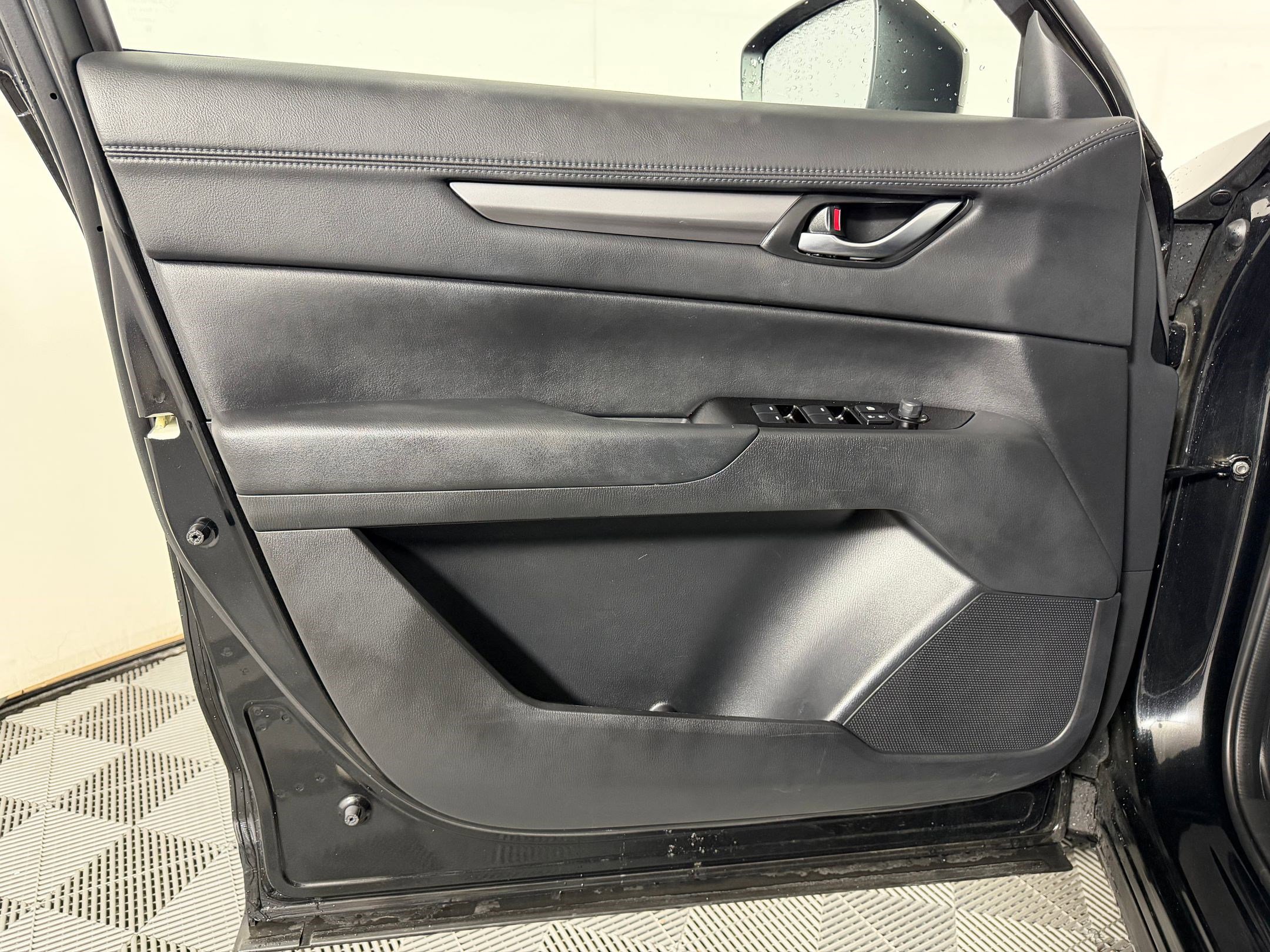 2025 Mazda CX-5 S Select Package - Photo 21