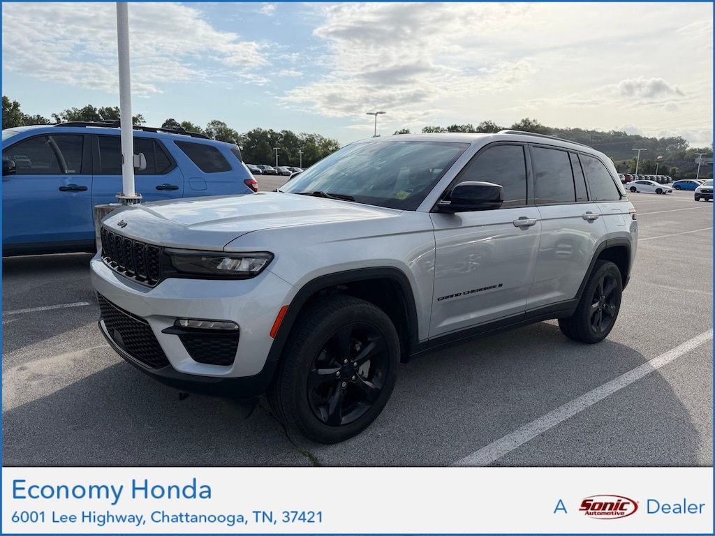 Used 2023 Jeep Grand Cherokee Limited SUV