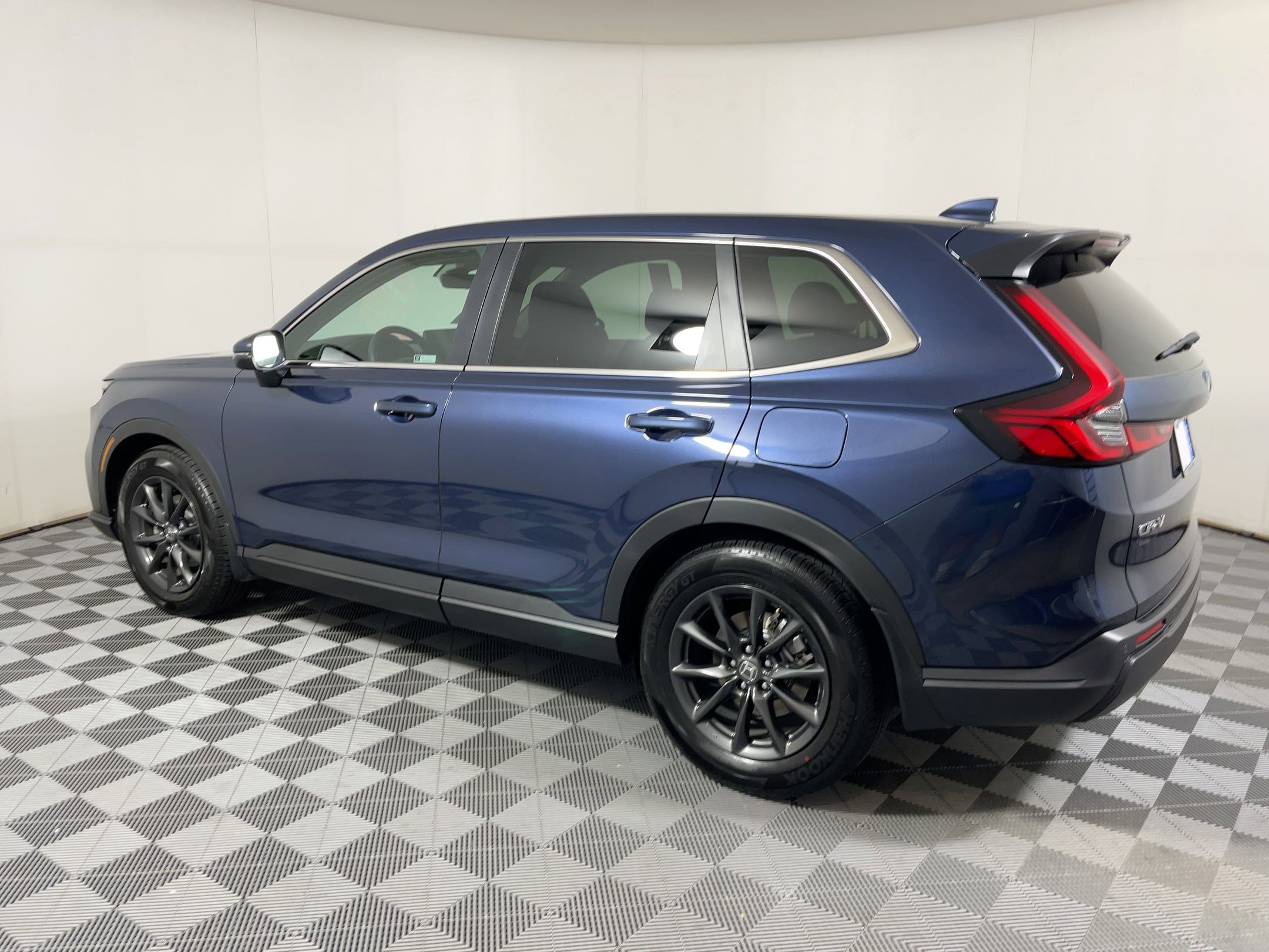 2026 Honda CR-V EX-L photo 2