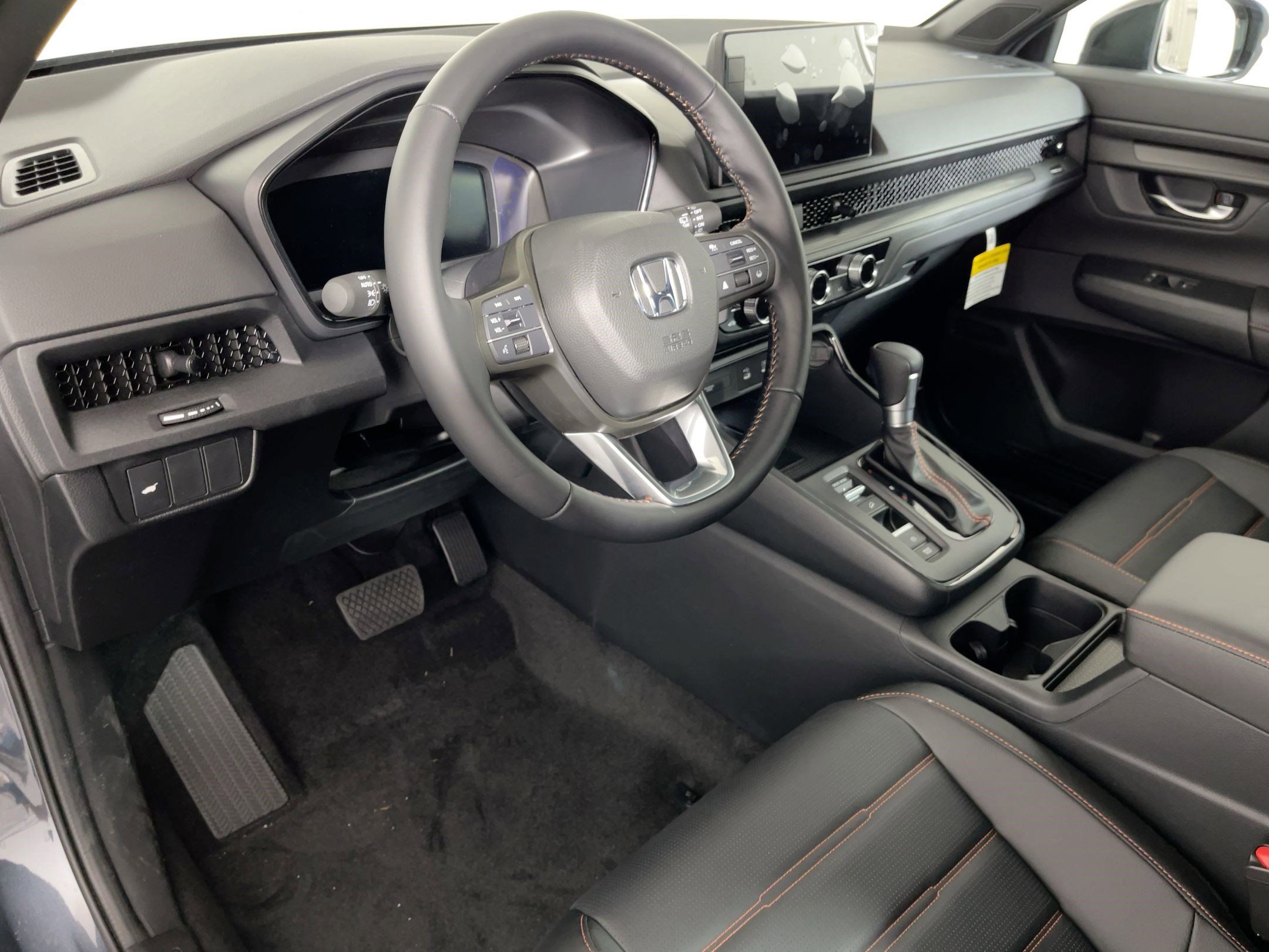 2026 Honda CR-V Hybrid Sport-L photo 3