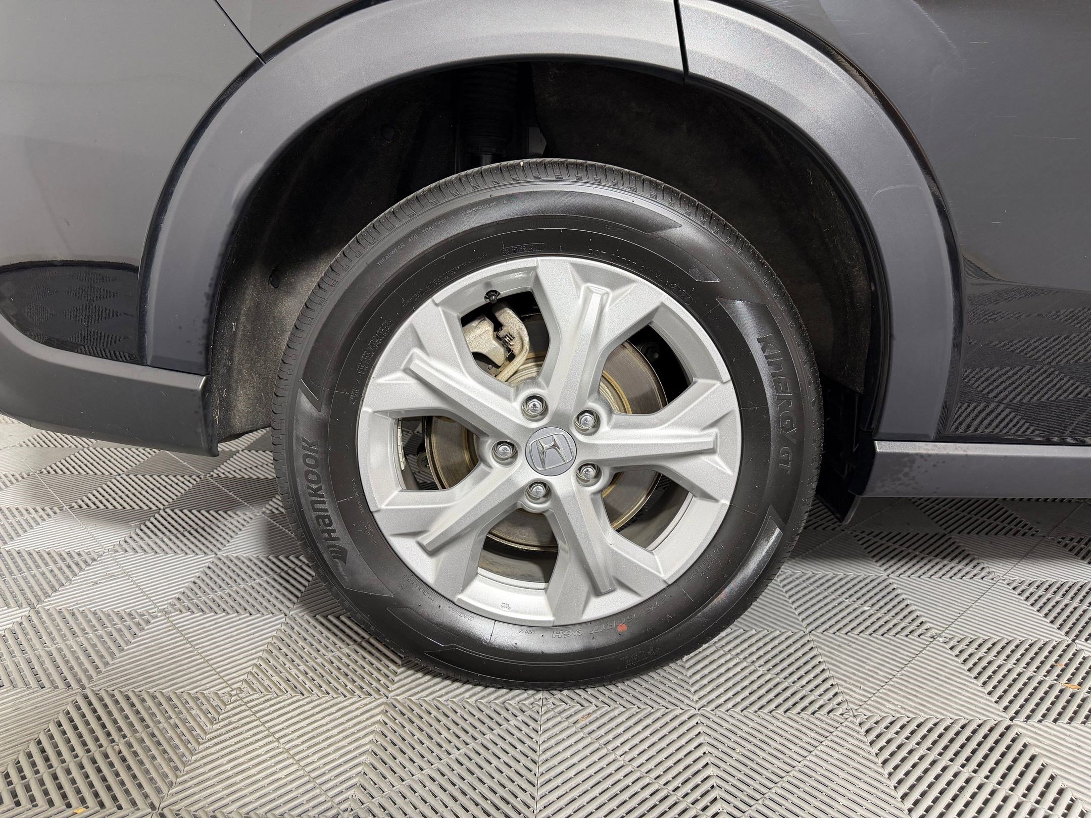 2025 Honda HR-V LX - Photo 18