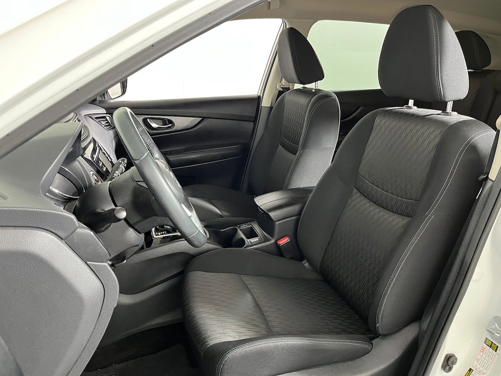 Used 2017 Nissan Rogue SV SUV