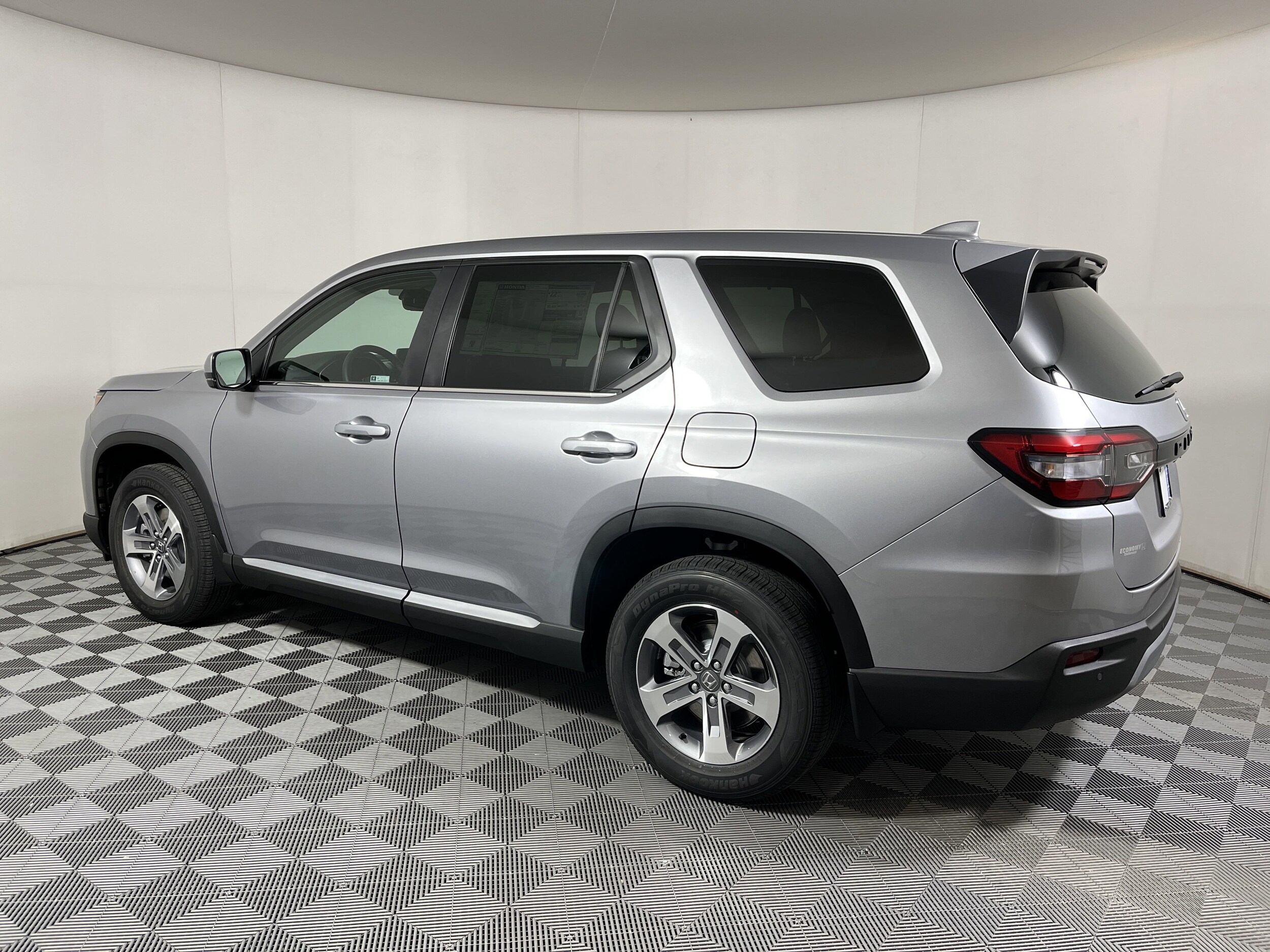 2025 Honda Pilot EX-L photo 3