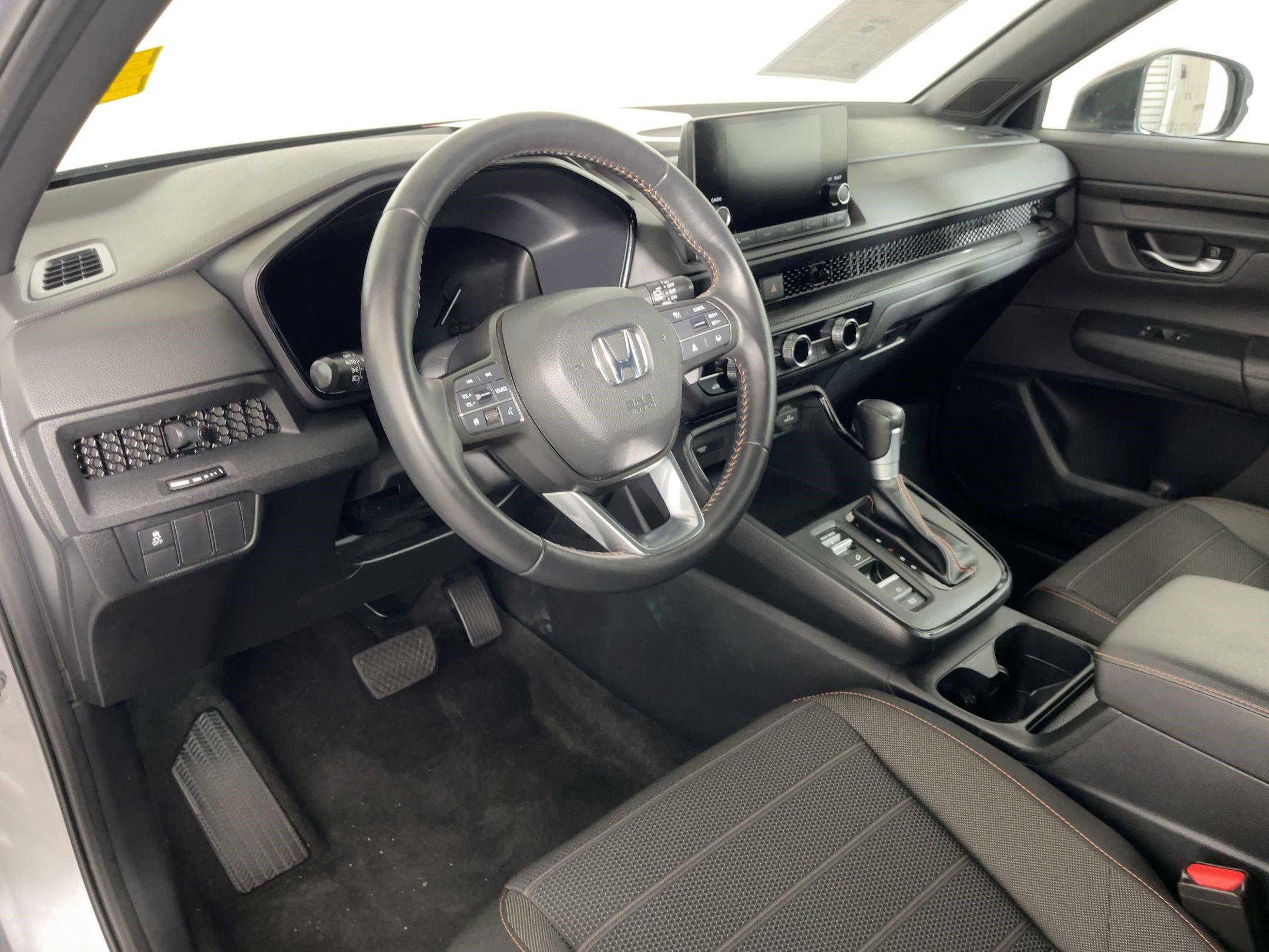 2024 Honda CR-V Hybrid Sport photo 3