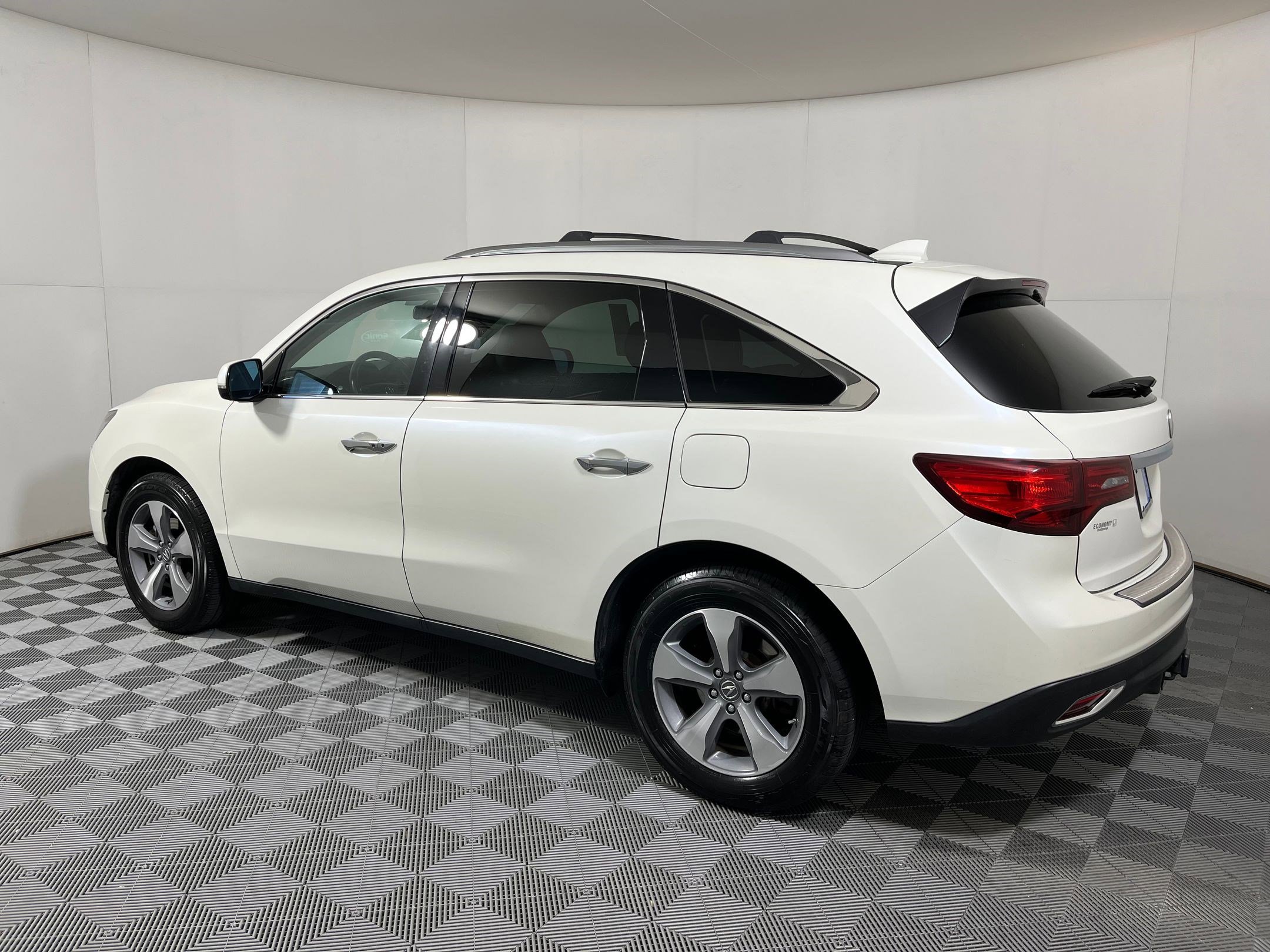 2014 Acura MDX SH-AWD photo 2