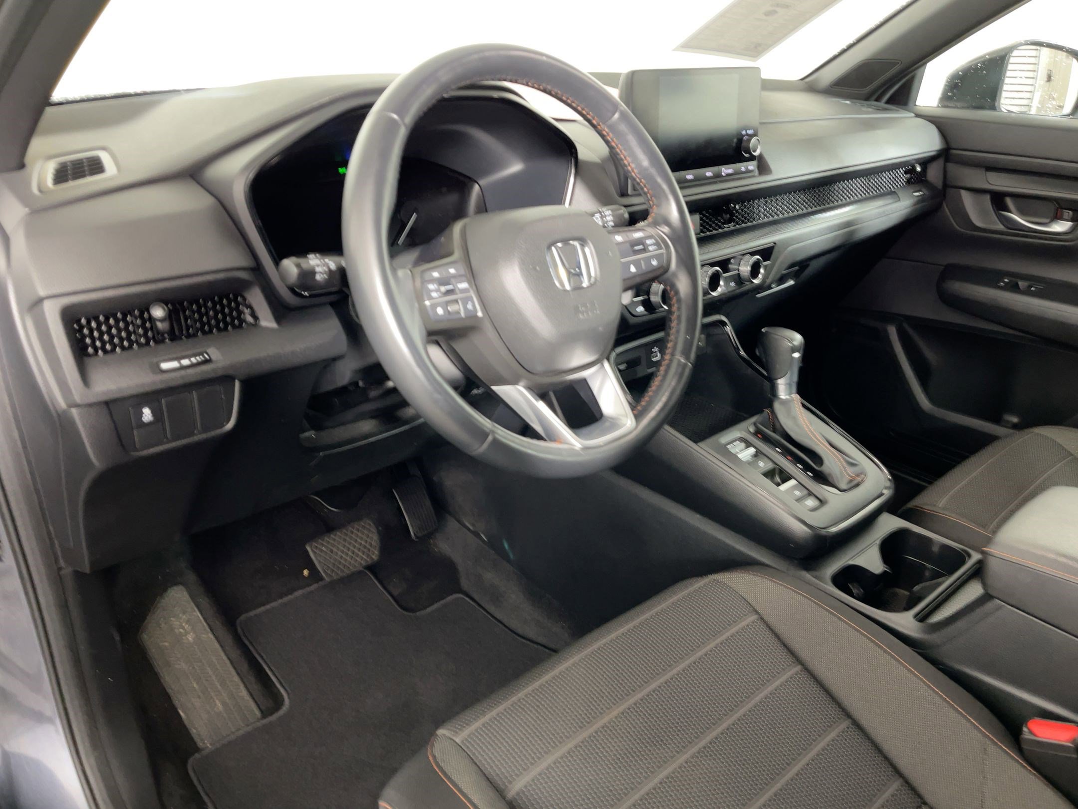 2023 Honda CR-V Hybrid Sport photo 2