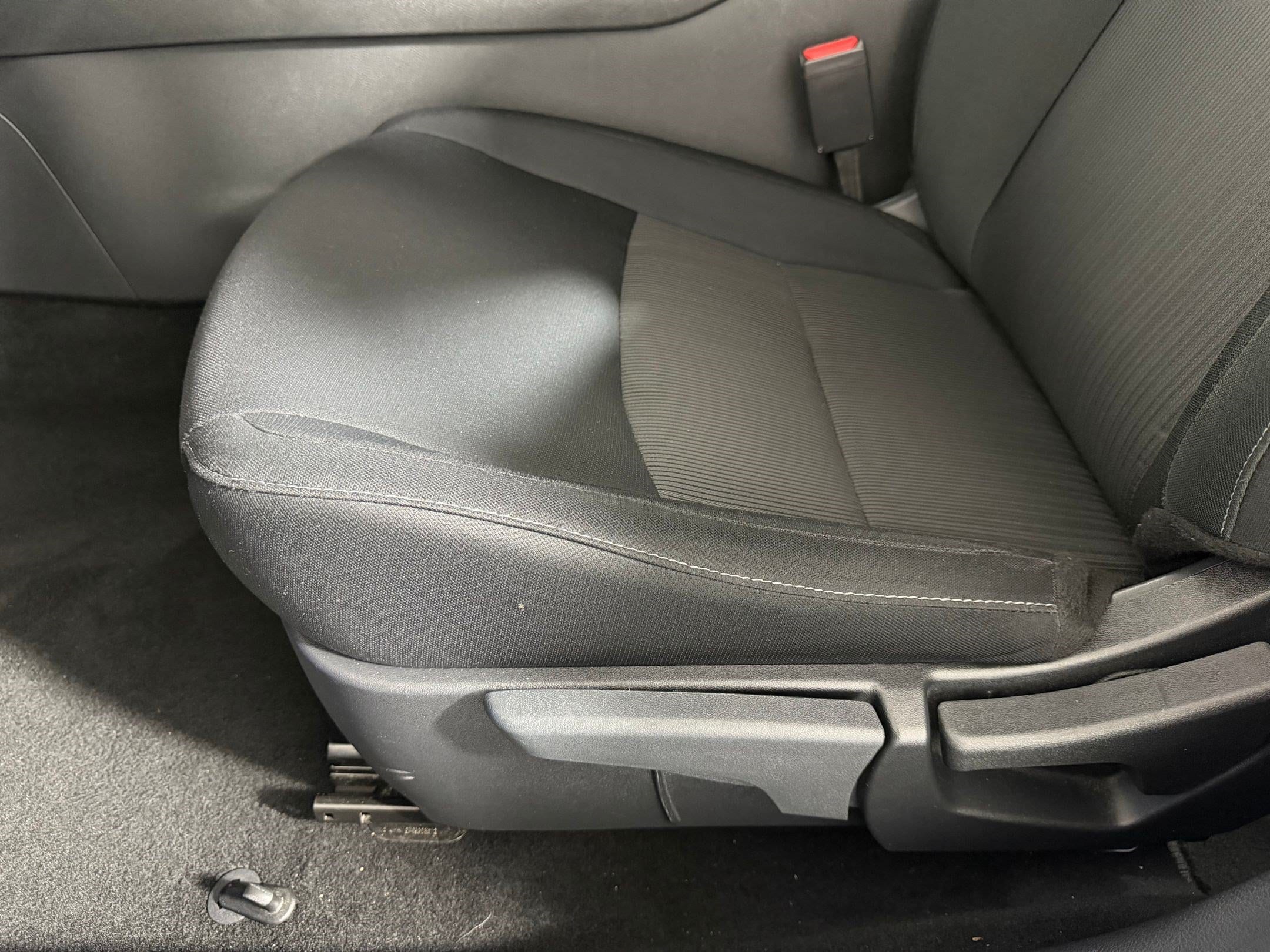 2025 Nissan Sentra SV - Photo 13