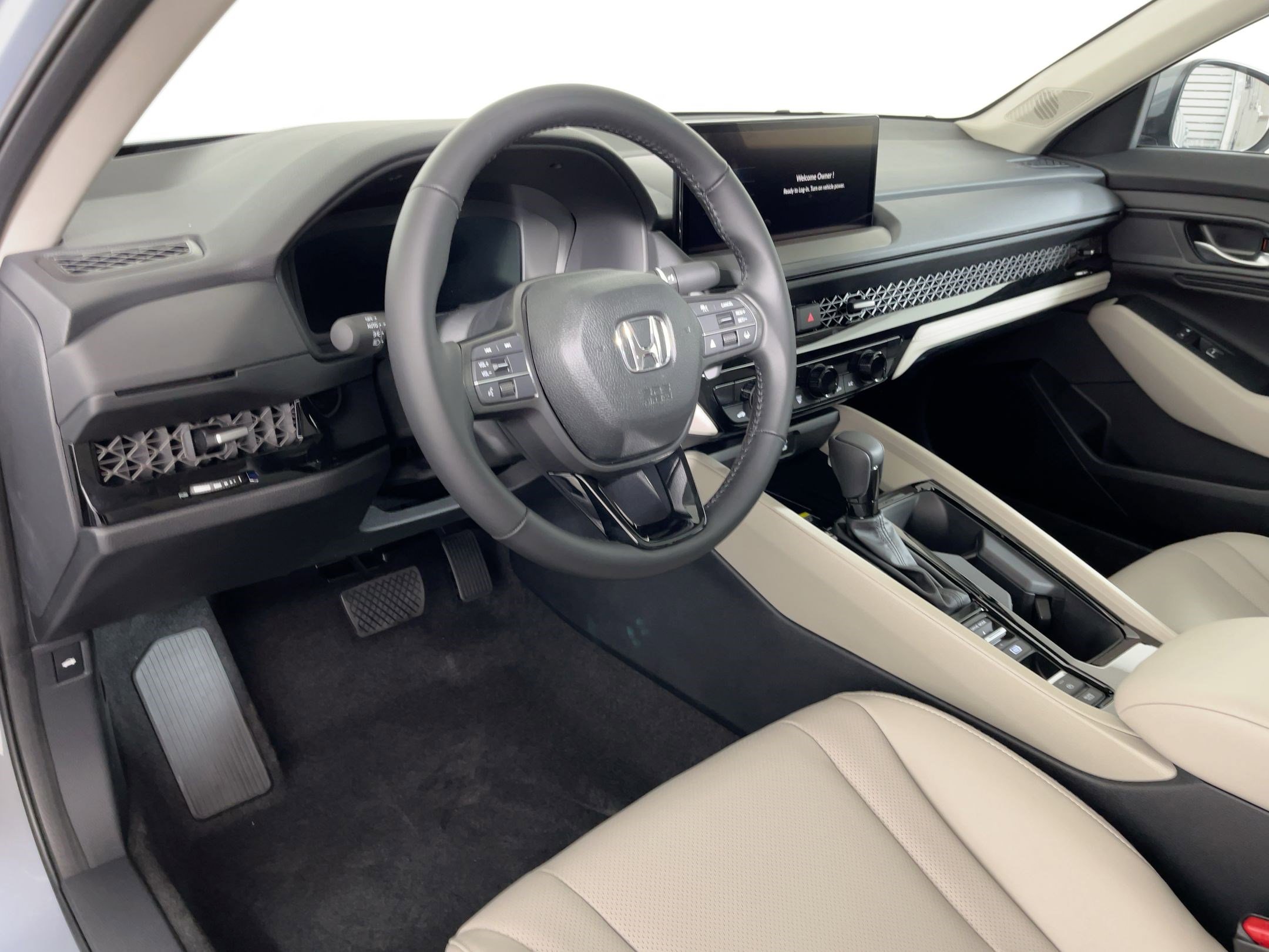 2025 Honda Accord Hybrid EX-L photo 3