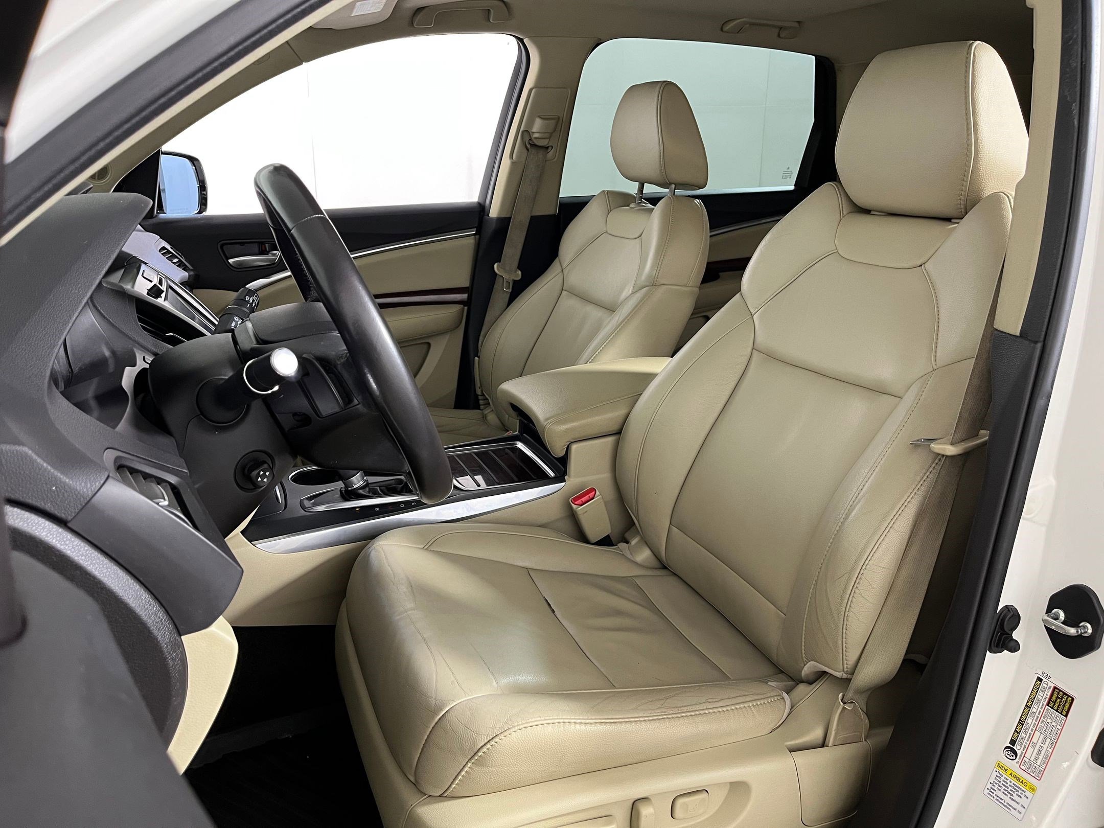 2014 Acura MDX SH-AWD photo 4