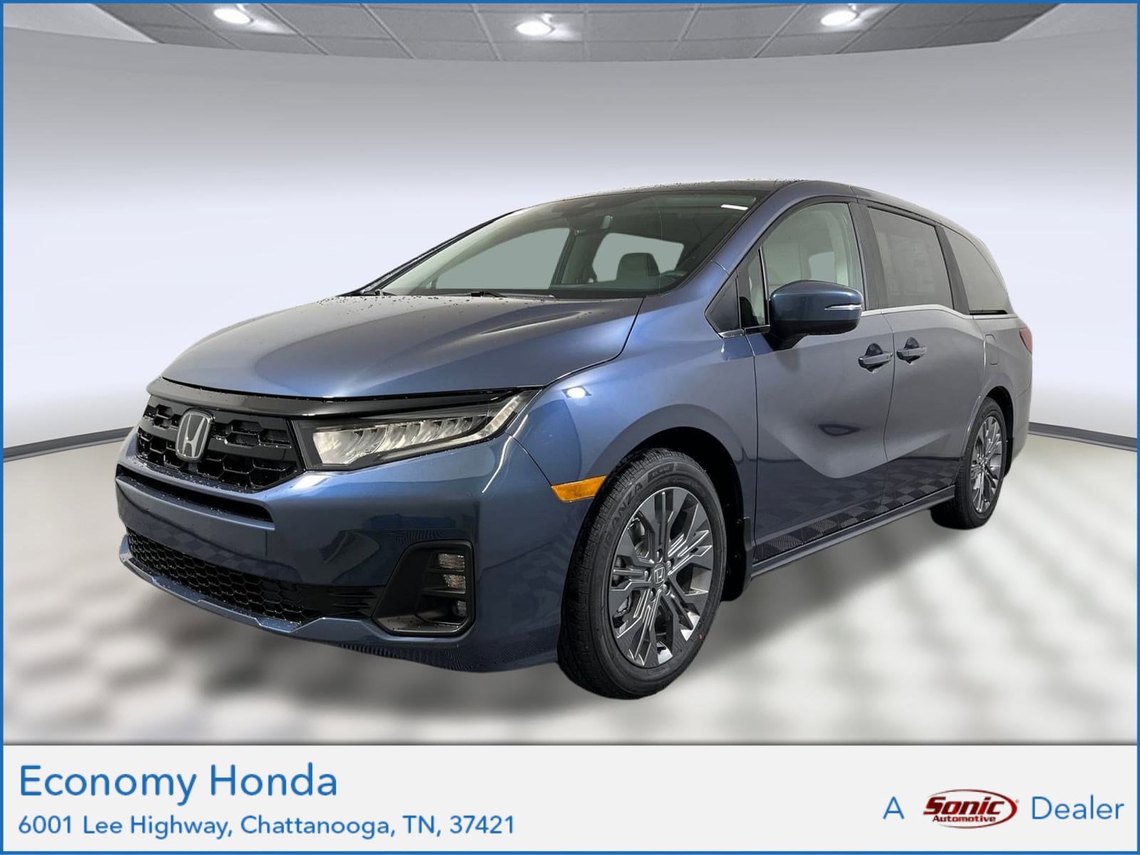 2026 Honda Odyssey Touring's photo