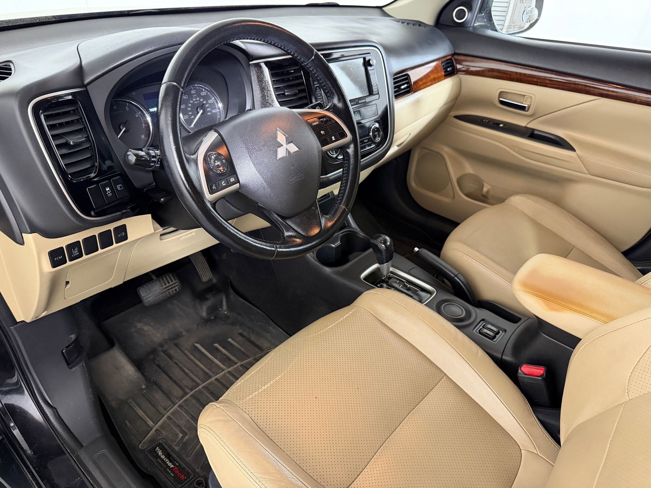 Used 2015 Mitsubishi Outlander SE with VIN JA4AD3A37FZ008145 for sale in Chattanooga, TN