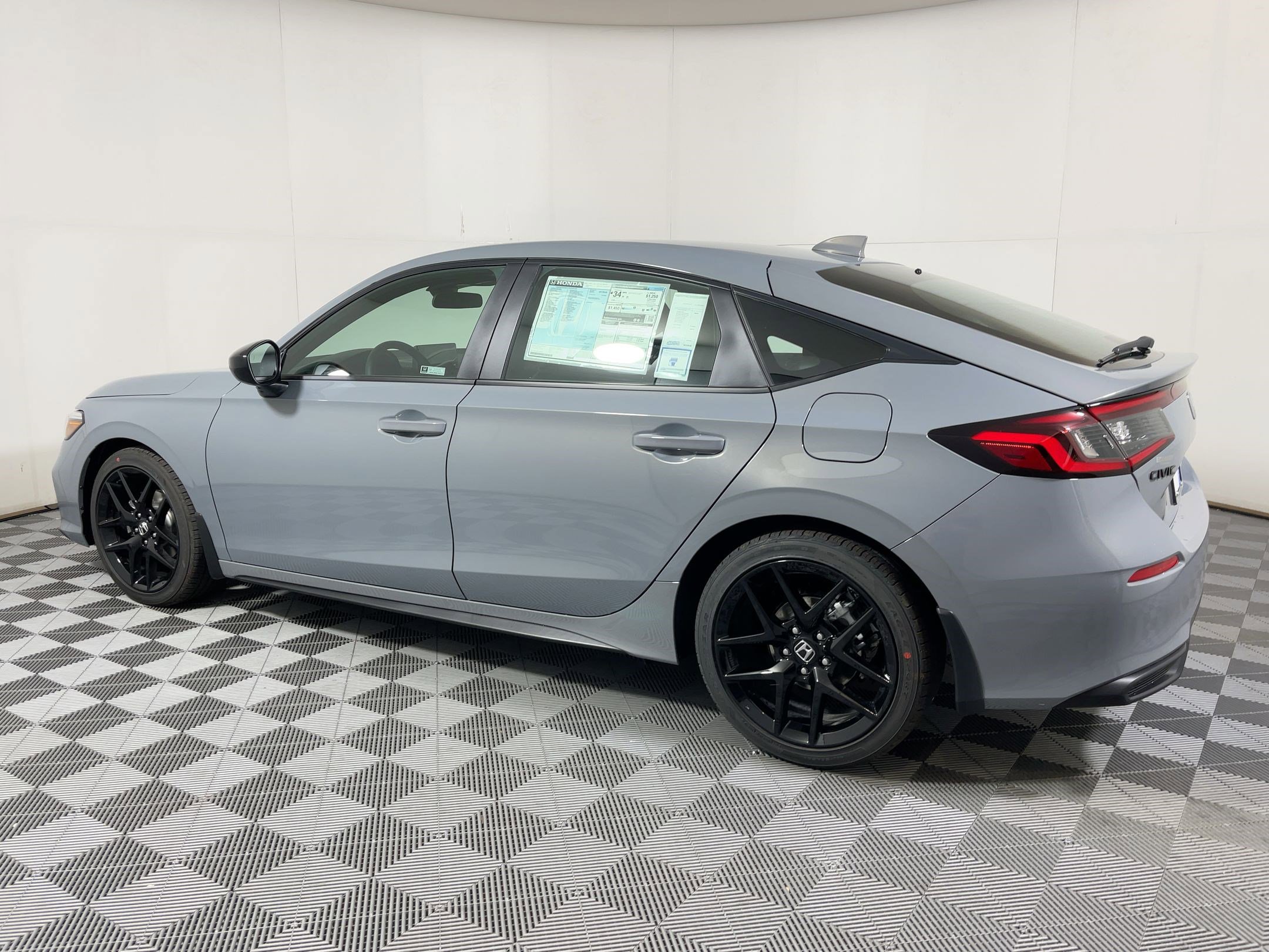 2026 Honda Civic Sport Hatchback photo 2