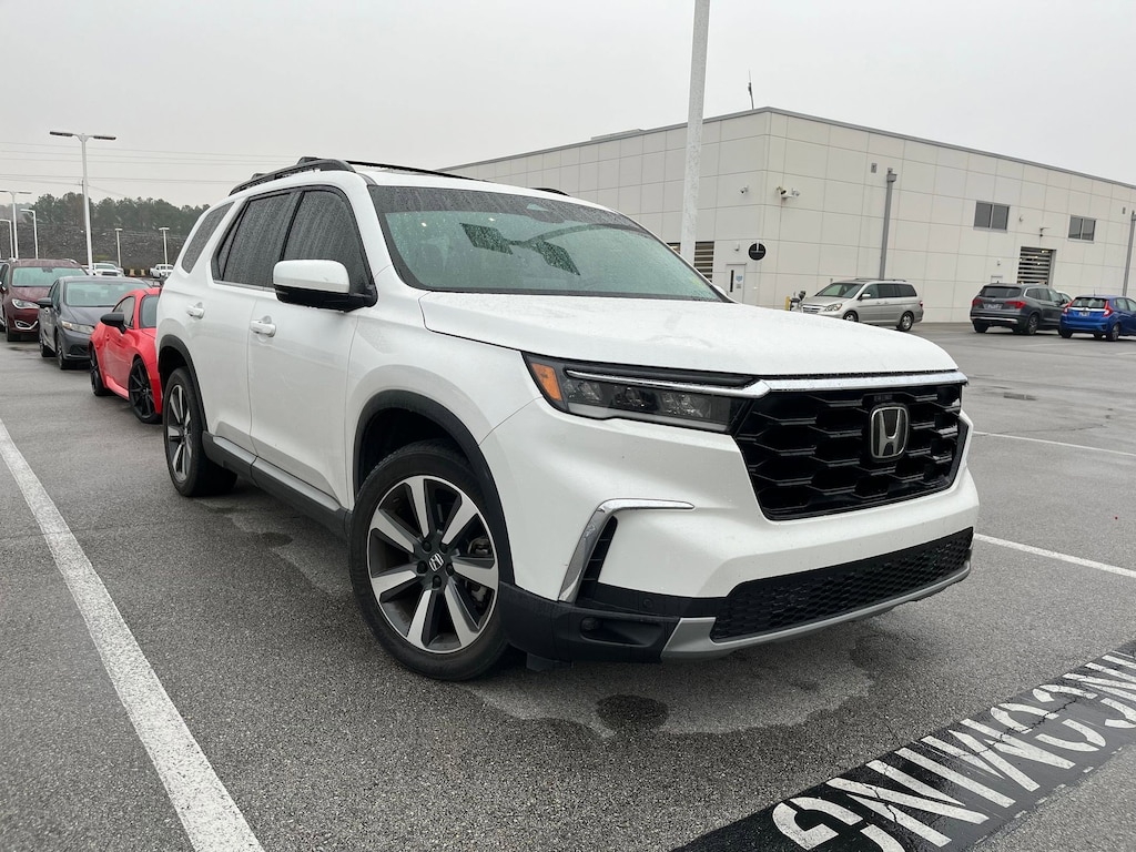 Certified 2023 Honda Pilot Touring SUV