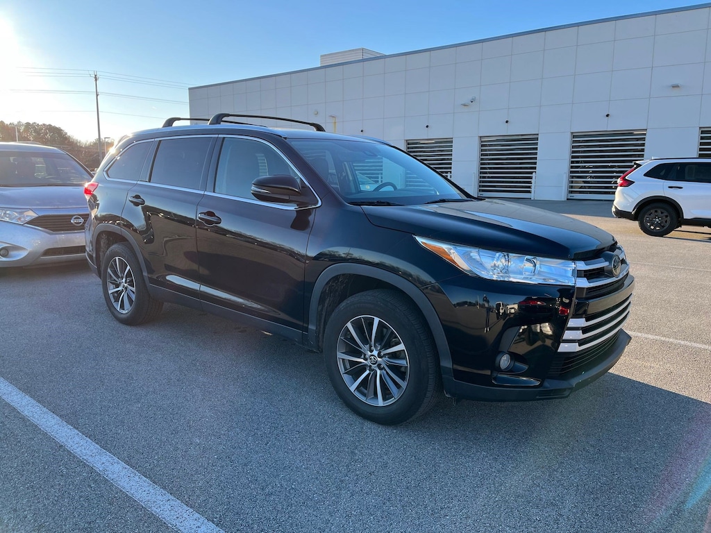 Used 2019 Toyota Highlander XLE SUV
