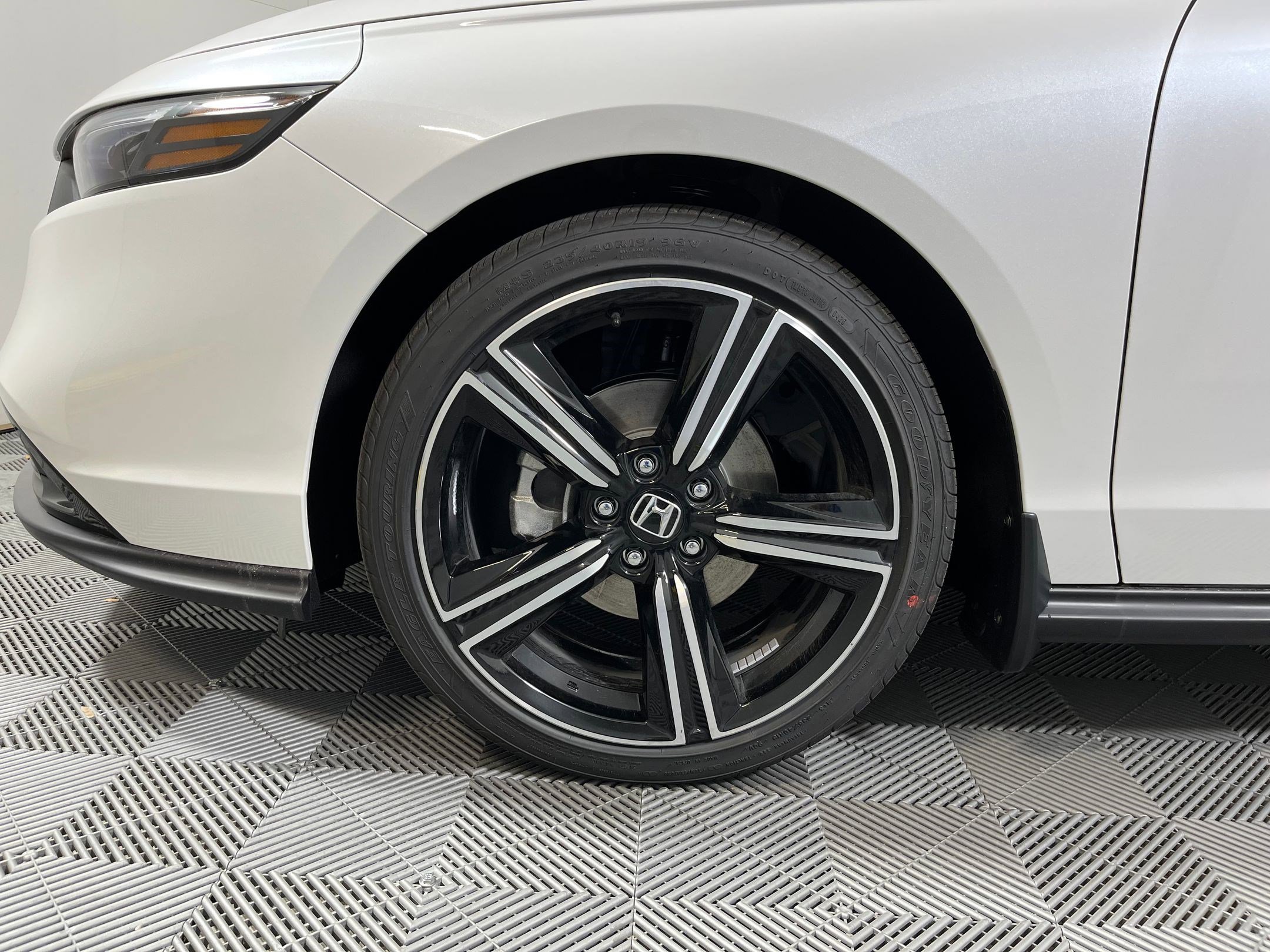2026 Honda Accord SE - Photo 9