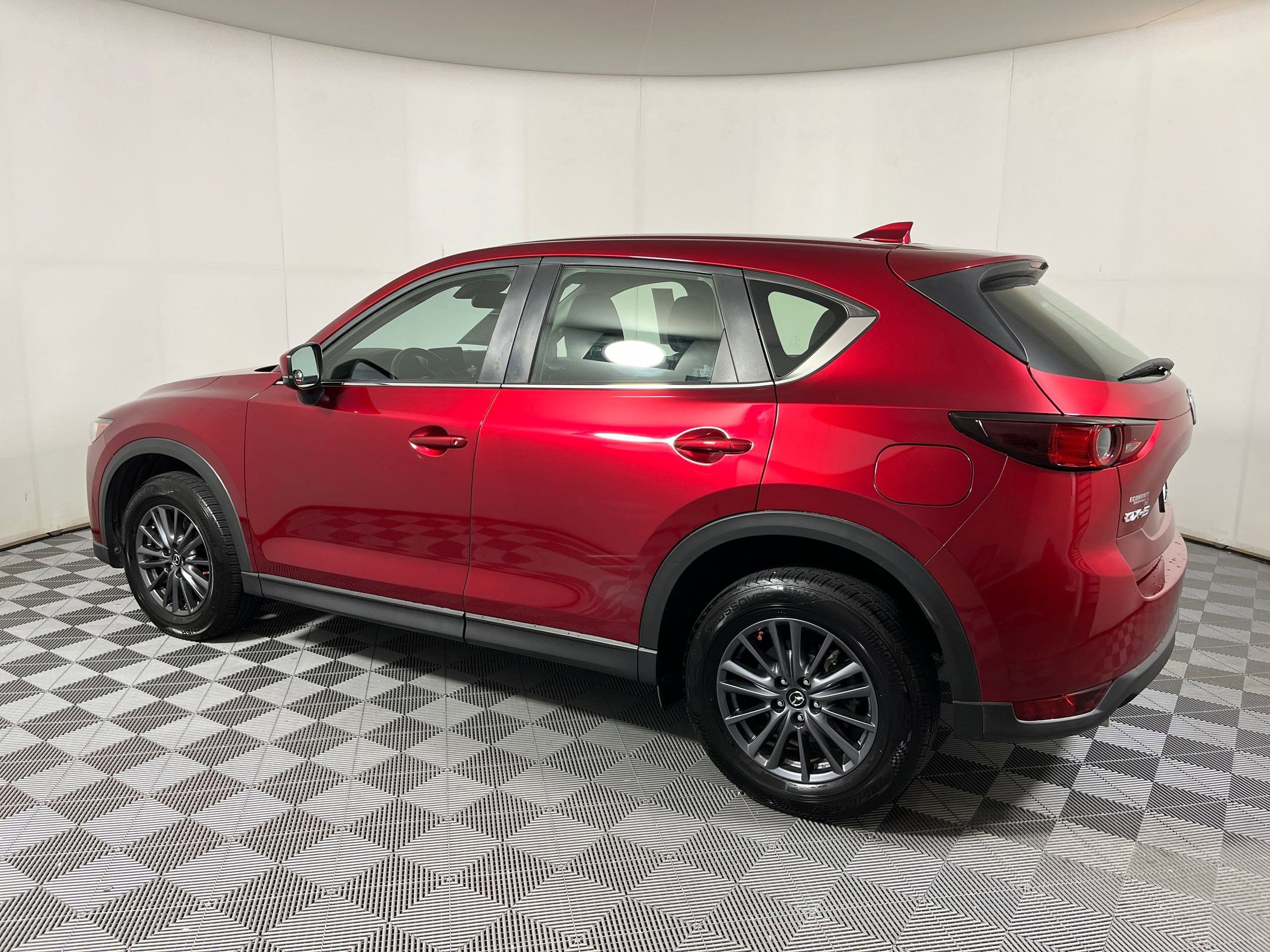 2019 Mazda CX-5 Sport photo 2