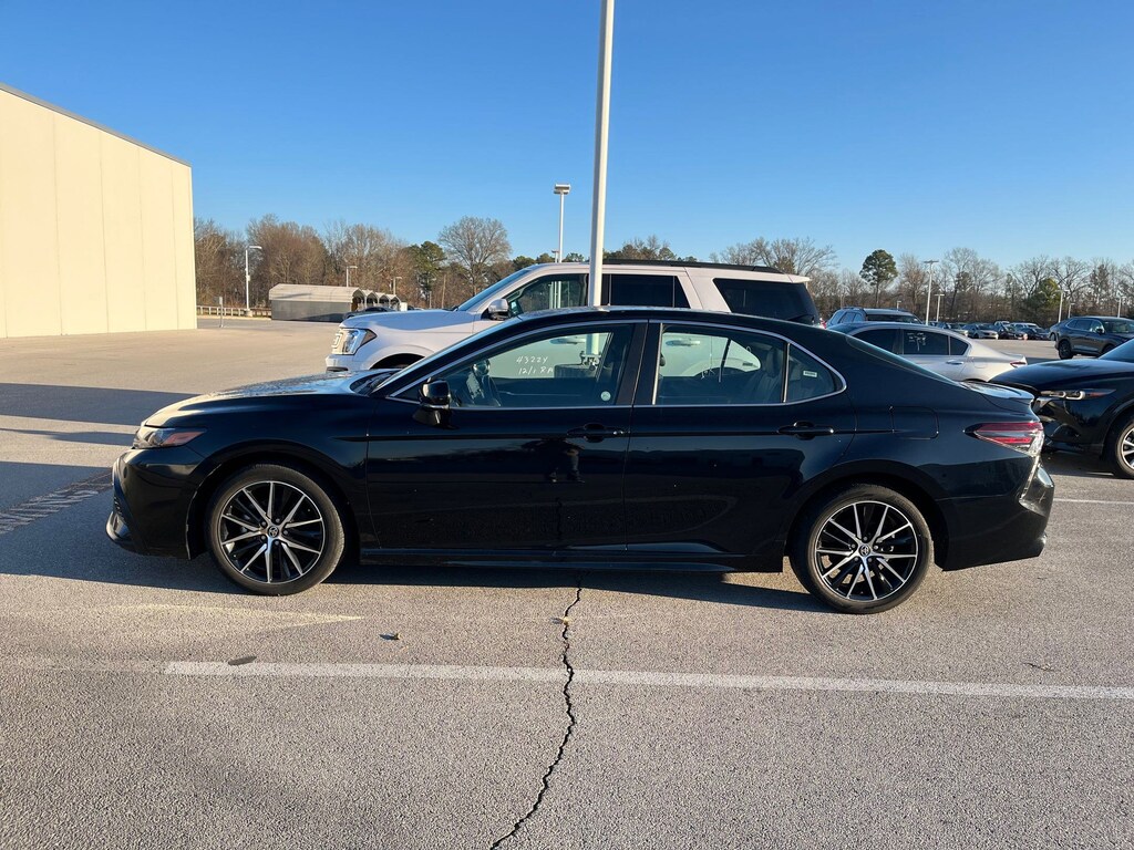 Used 2024 Toyota Camry SE Sedan