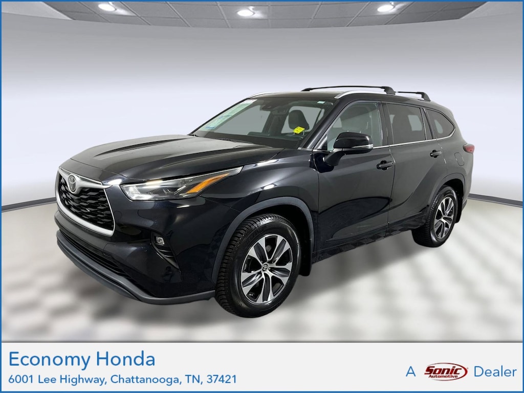 Used 2022 Toyota Highlander XLE SUV