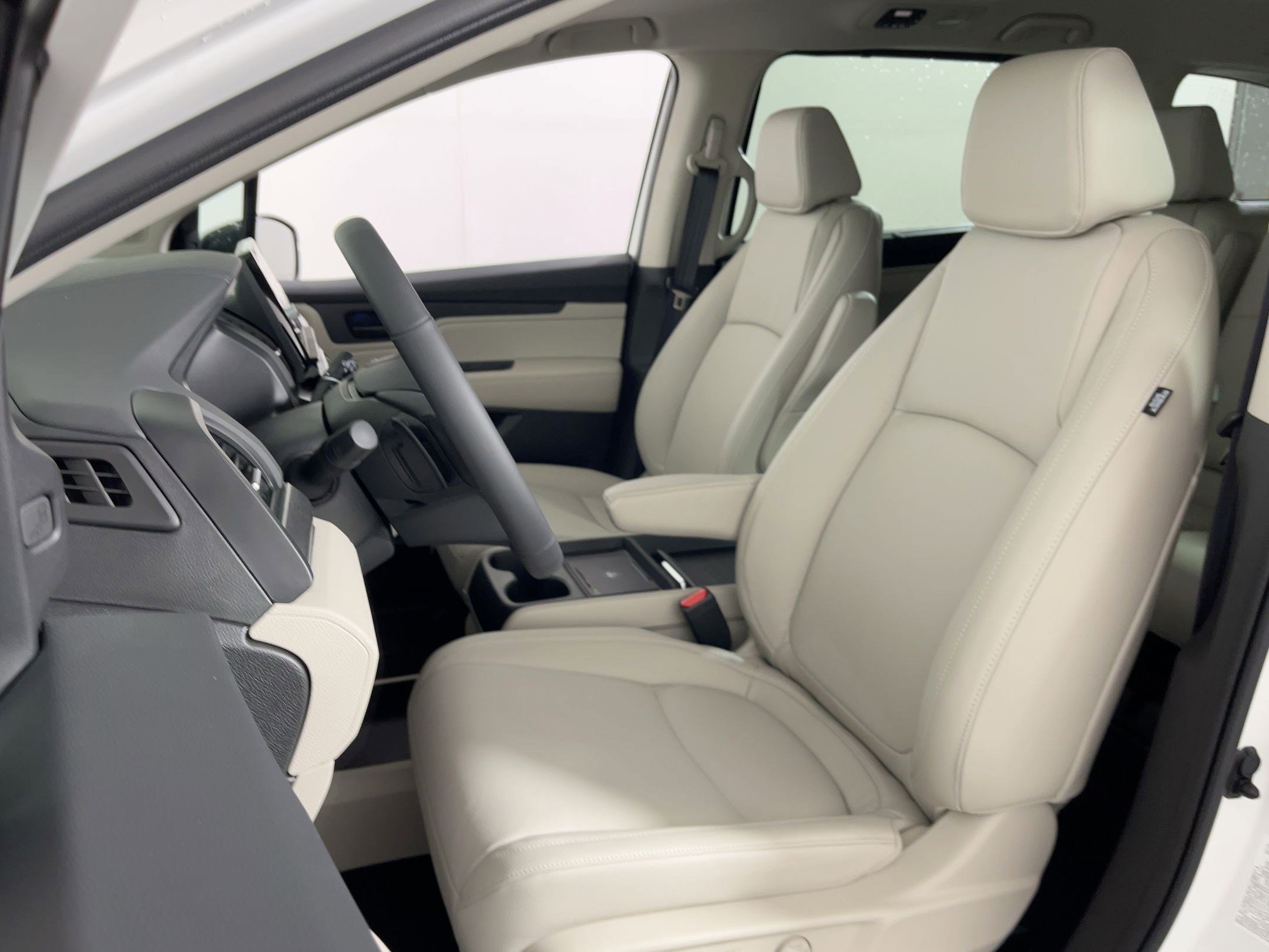 2026 Honda Odyssey EX-L photo 4
