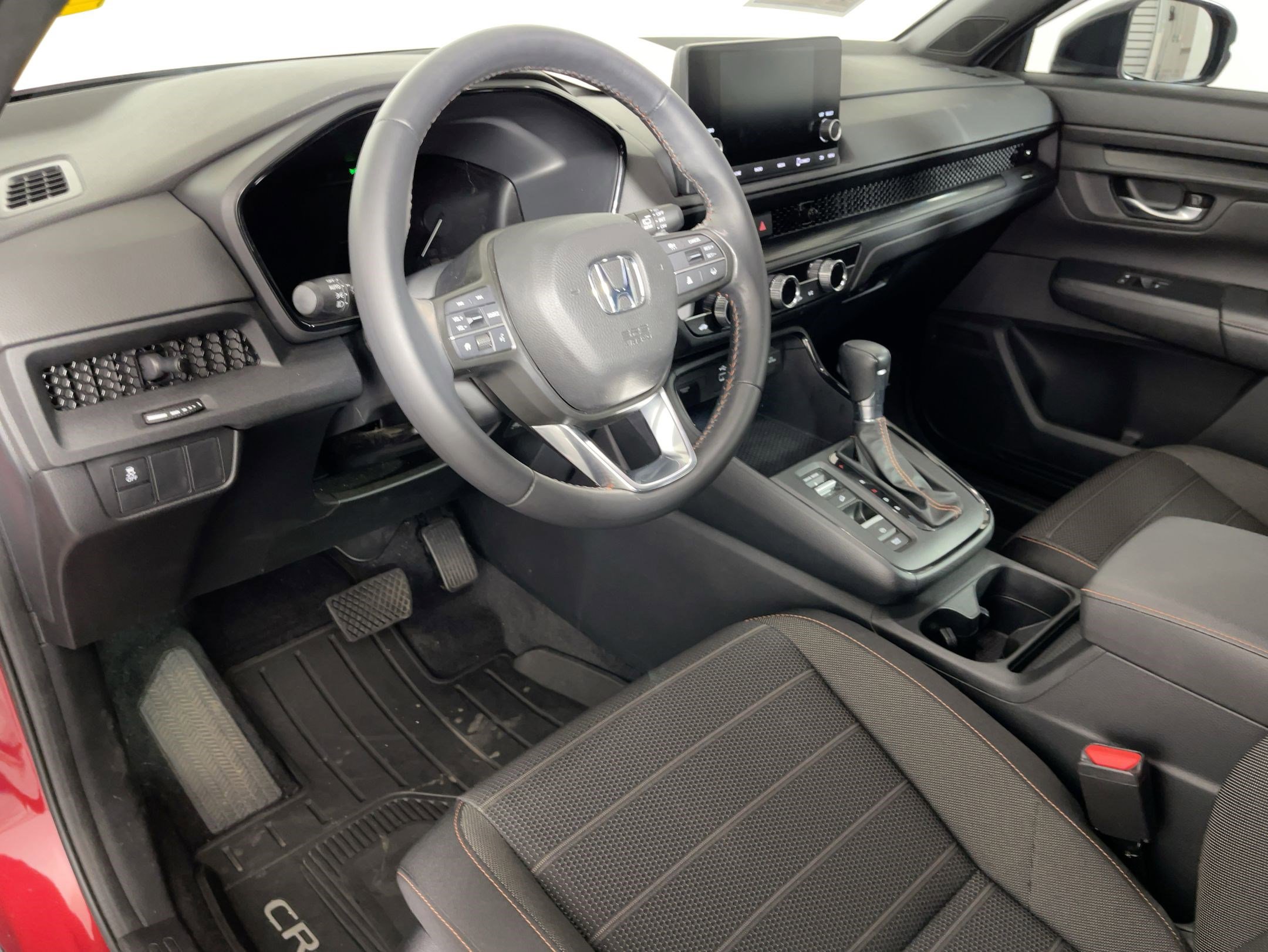 2024 Honda CR-V Hybrid Sport photo 2
