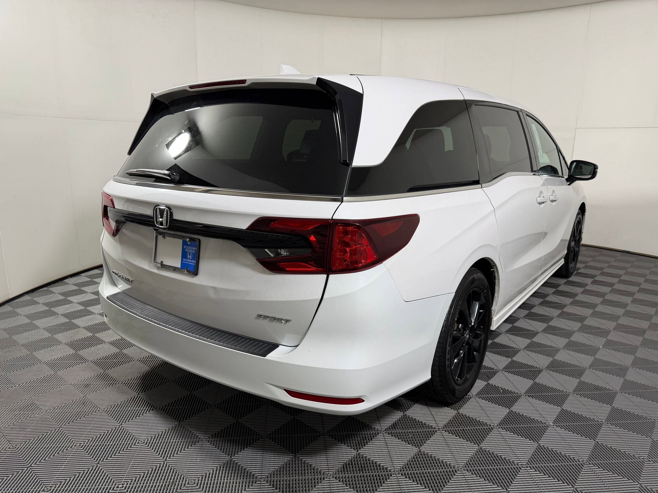 2024 Honda Odyssey SPORT - Photo 20