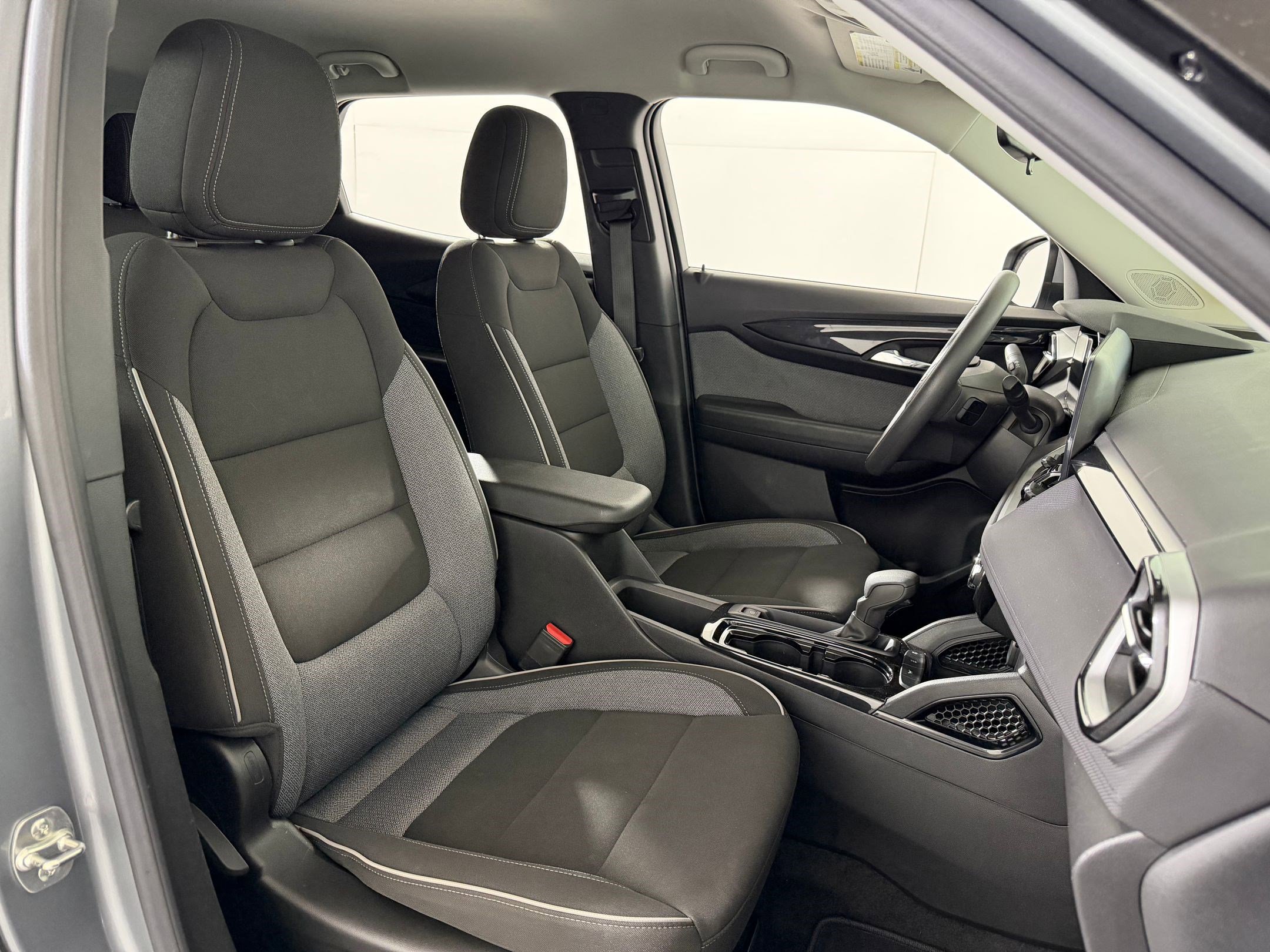 2024 Chevrolet TrailBlazer LT - Photo 25