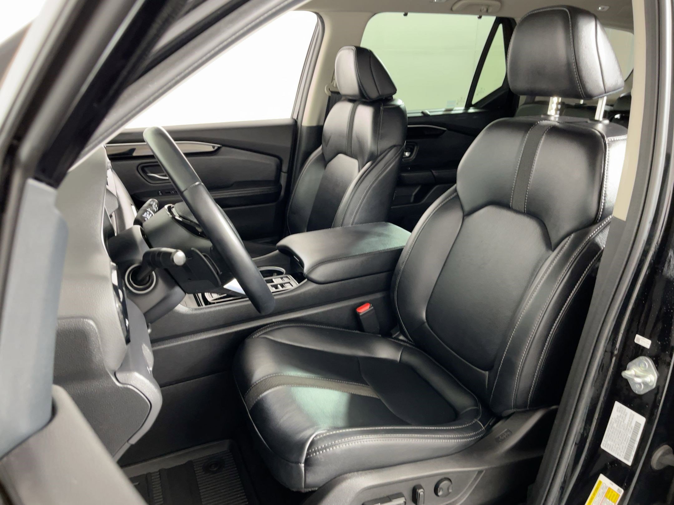 2023 Honda Pilot Touring photo 3