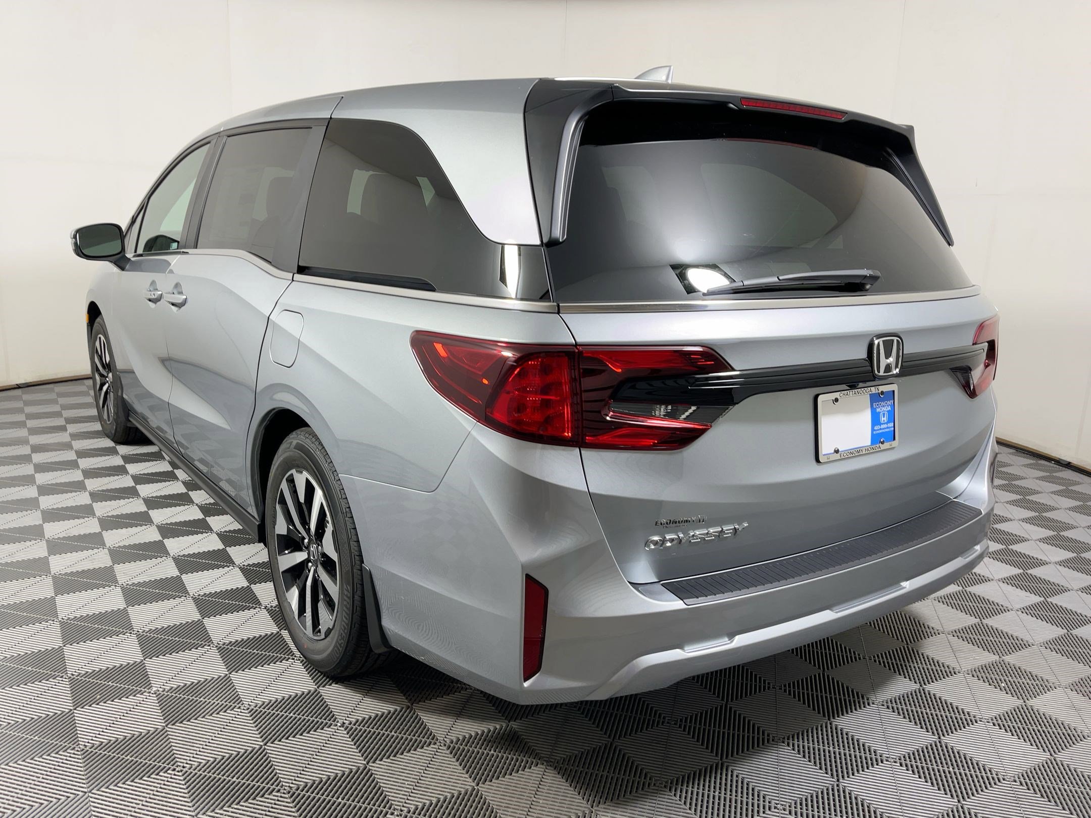 2026 Honda Odyssey EX-L photo 2