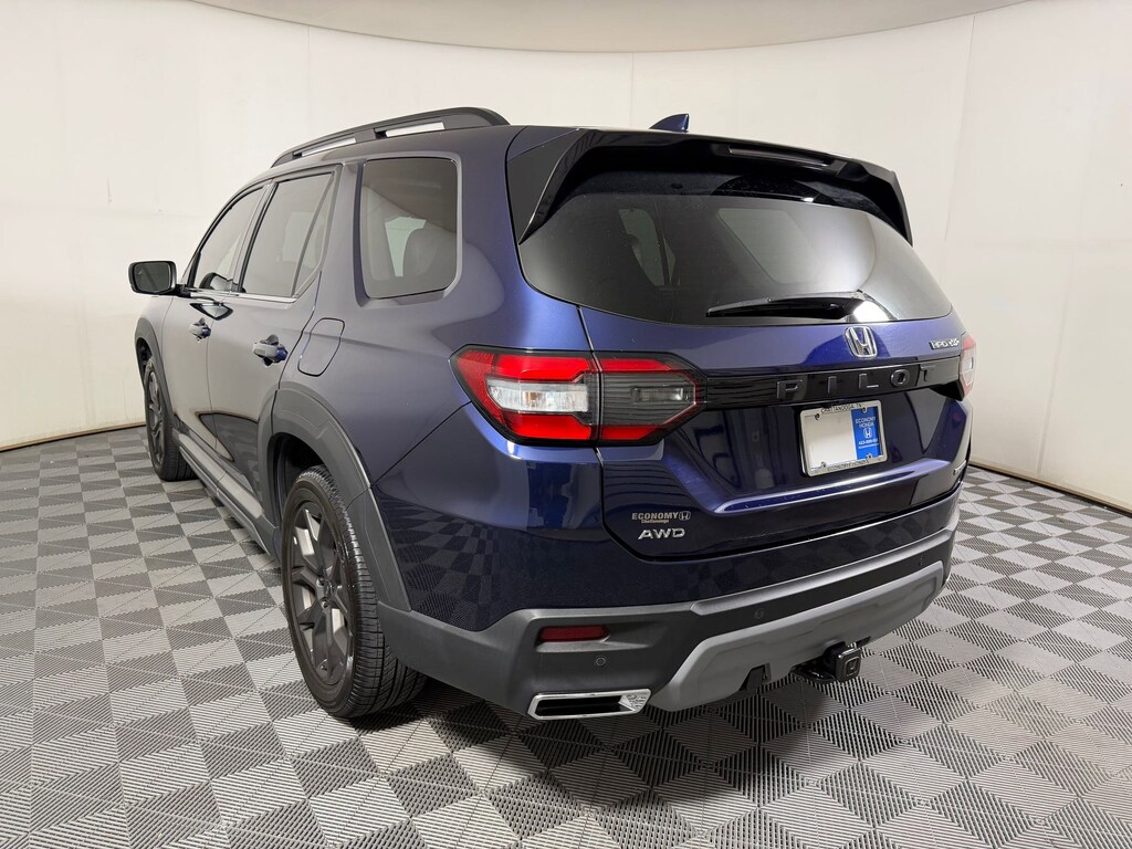 Certified 2024 Honda Pilot Touring SUV