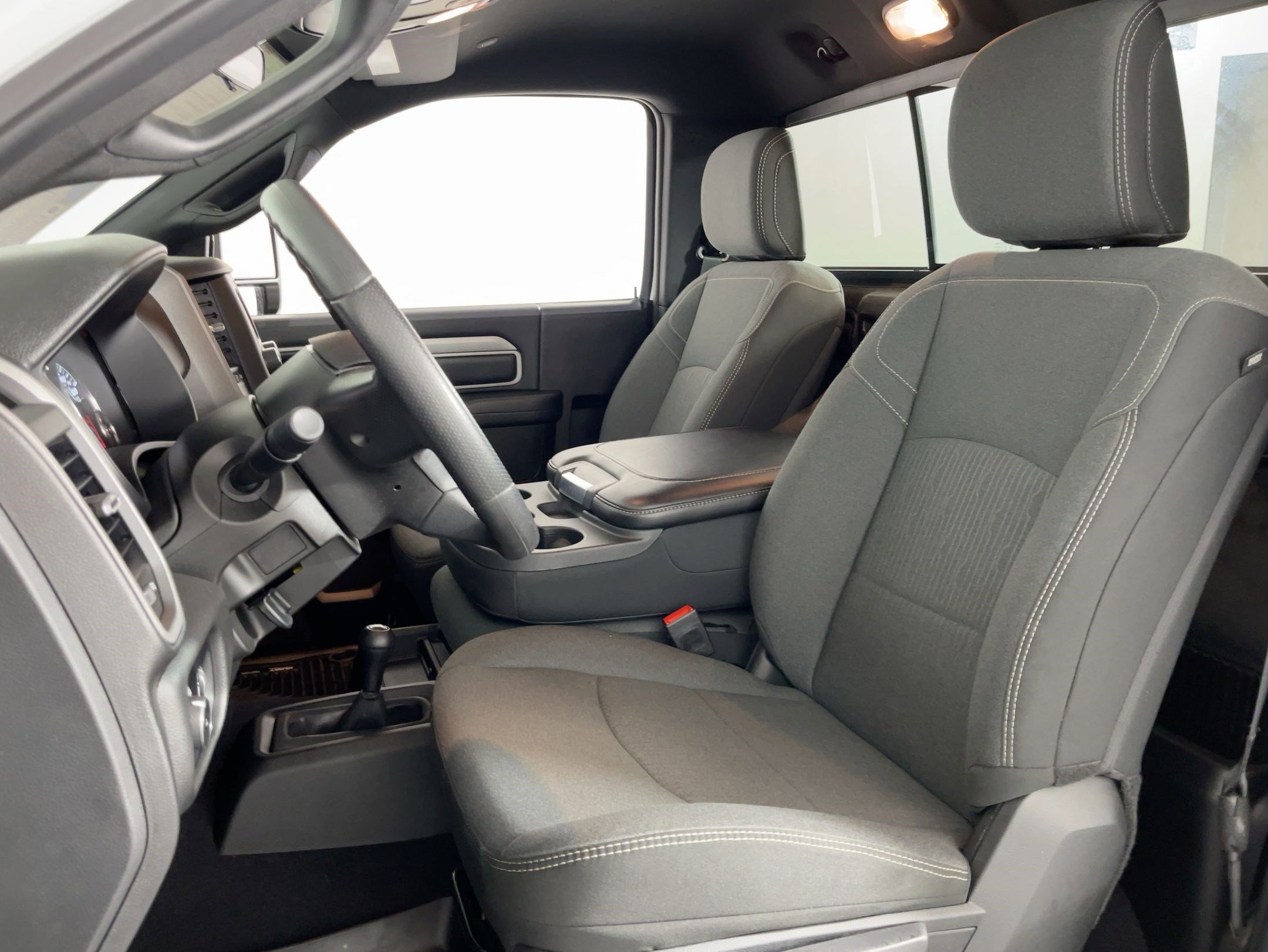 2024 Ram 2500 Tradesman photo 4